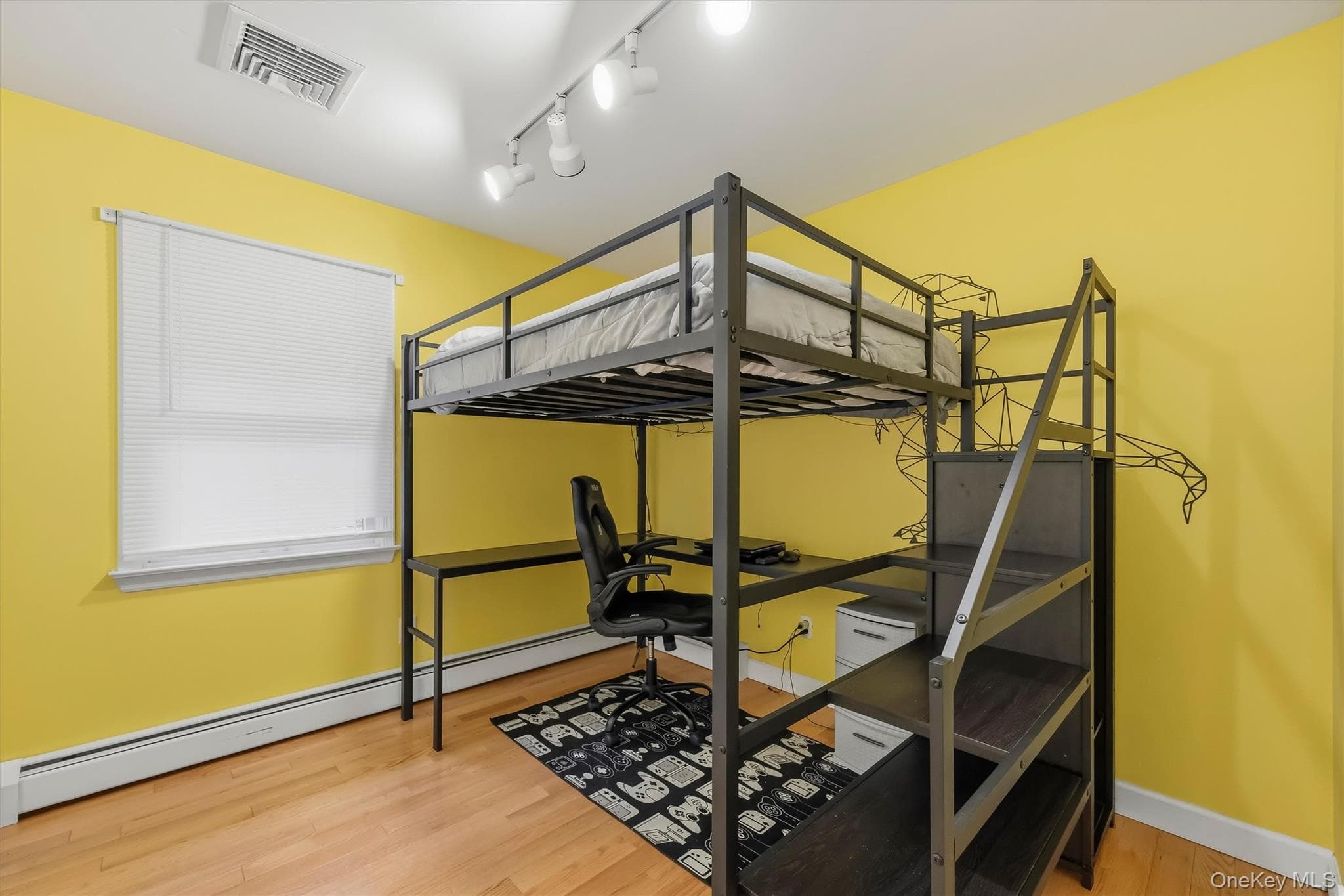 127 Croton Avenue thumbnail 19