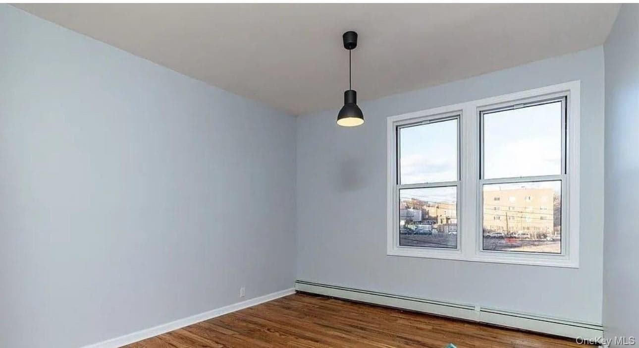 712 E 211th Street thumbnail 10