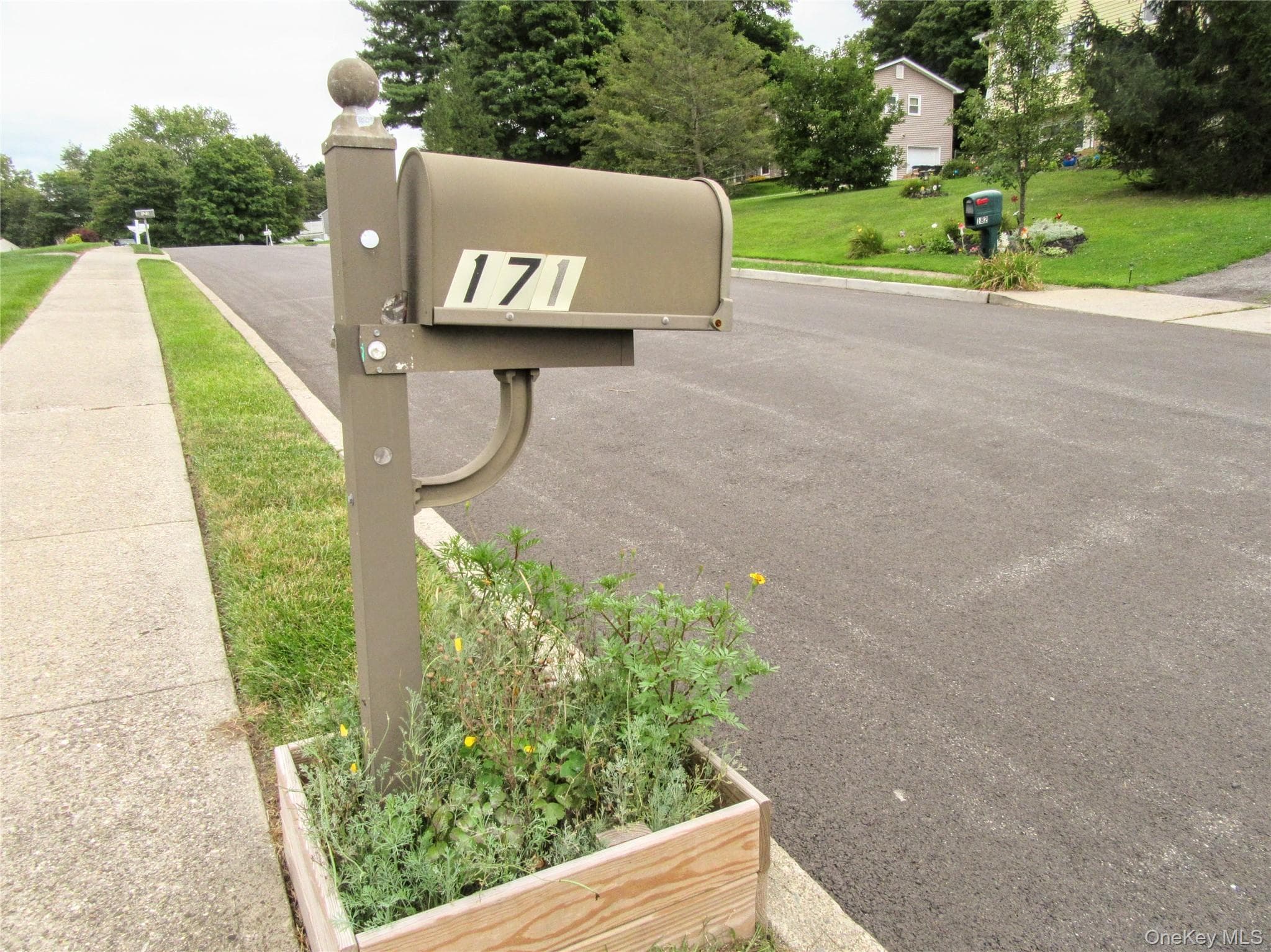 171 Barnes Road thumbnail 35