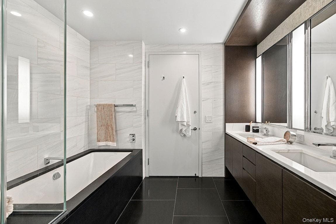 50 Riverside Boulevard Unit: 15M thumbnail 14