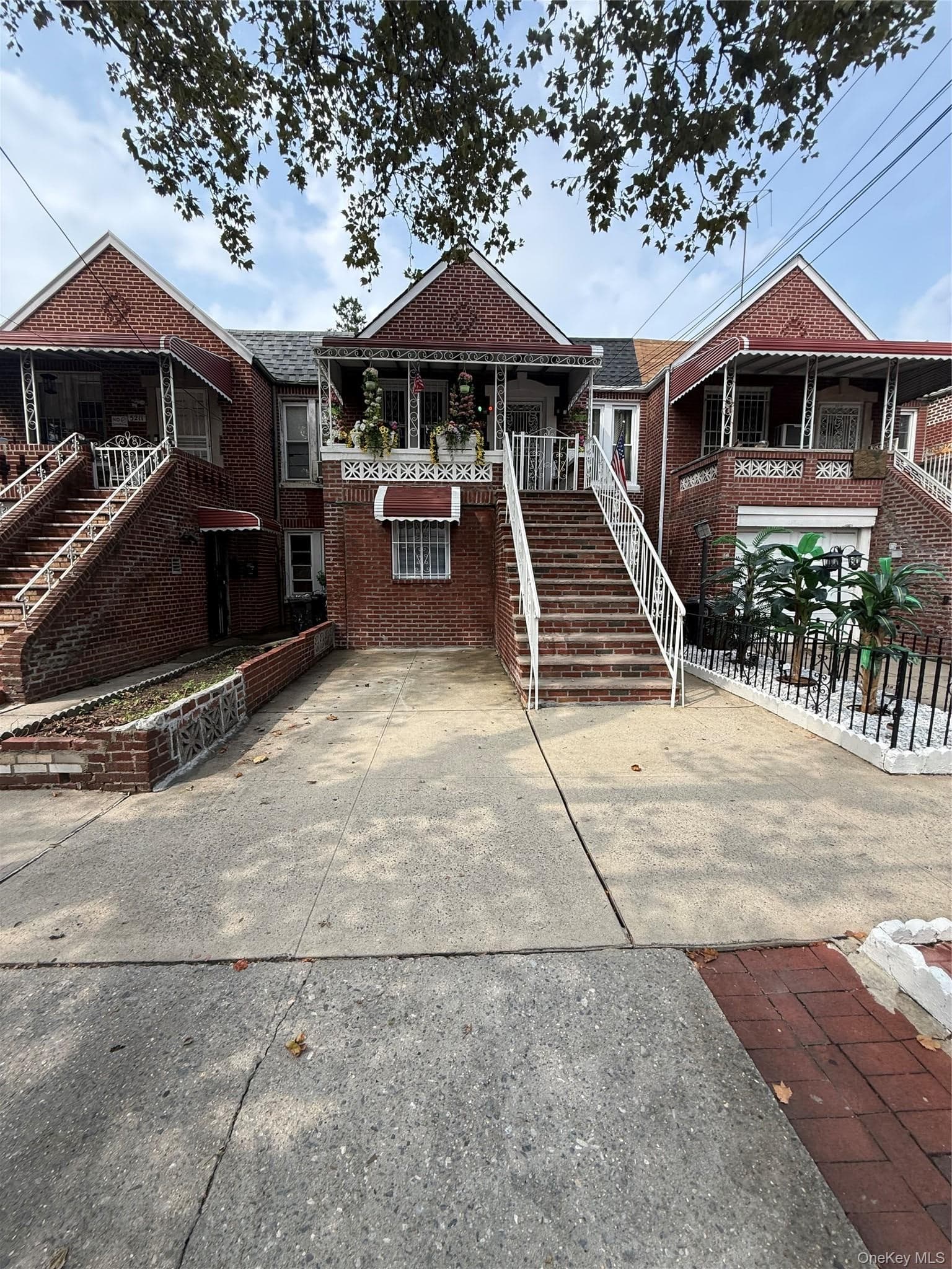 5215 Avenue H thumbnail 3