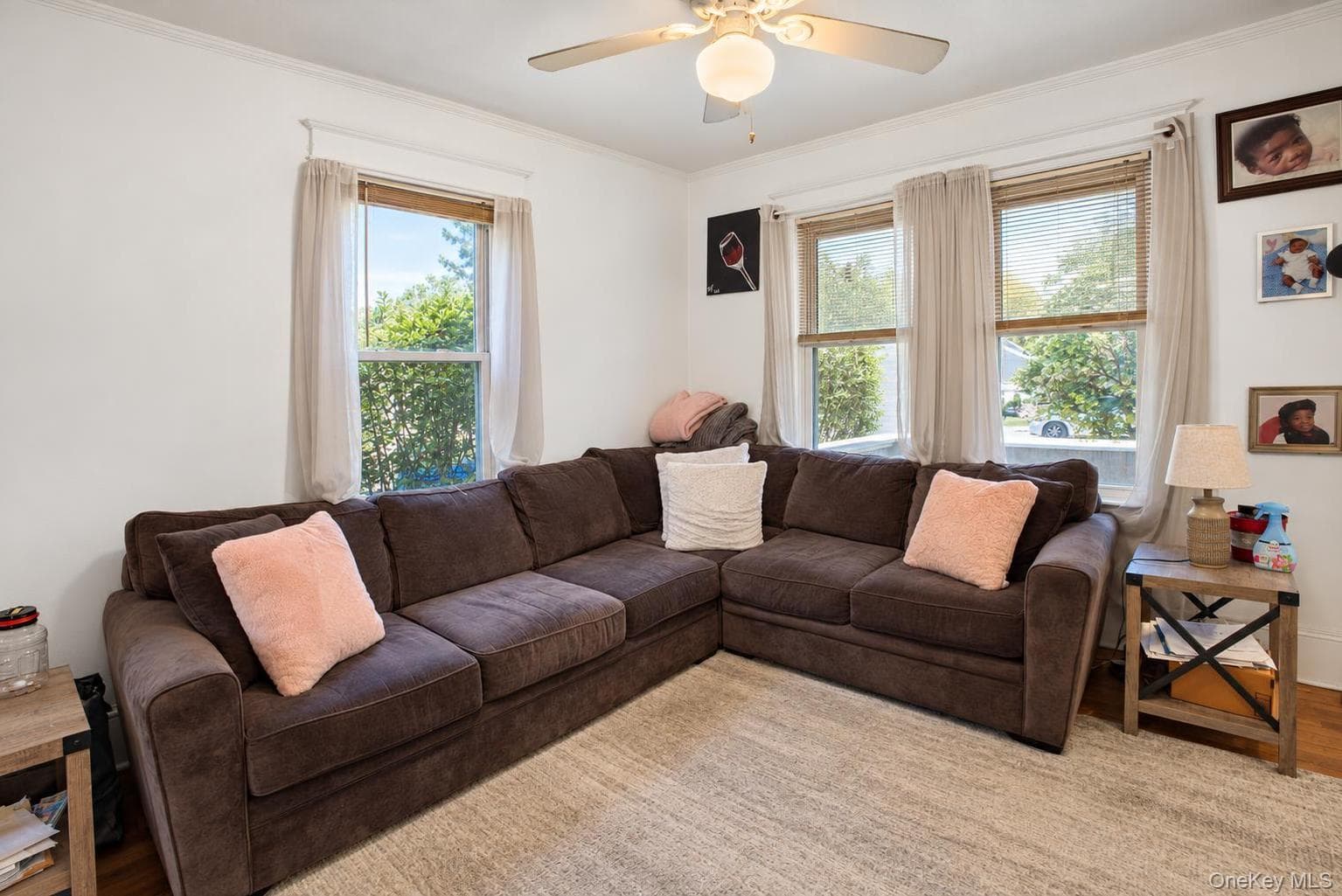 26 Oakwood Boulevard thumbnail 13