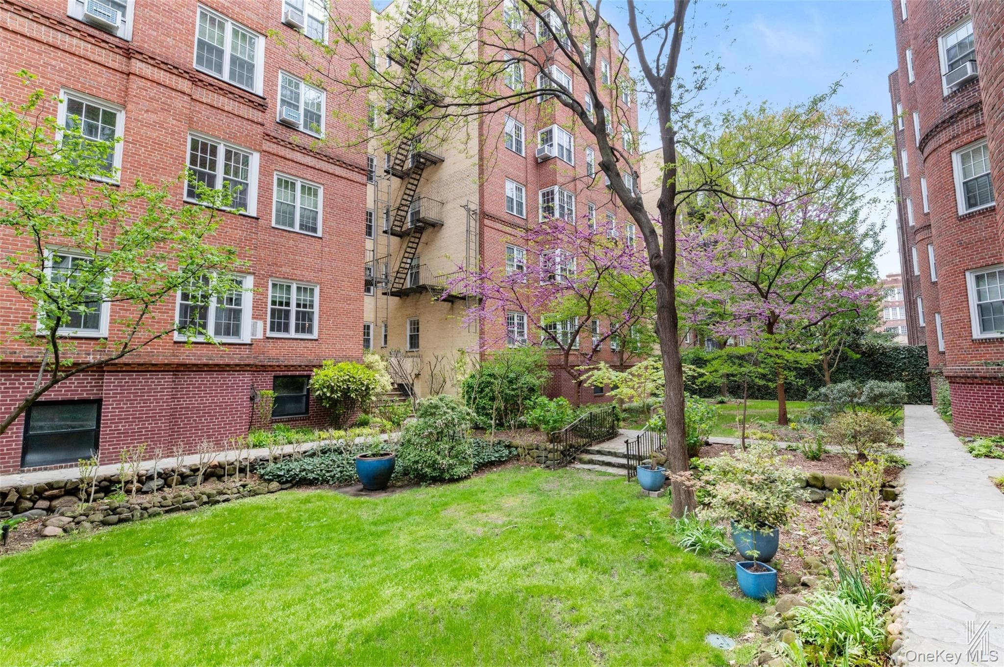 35-24 78th Street Unit: B24 thumbnail 23