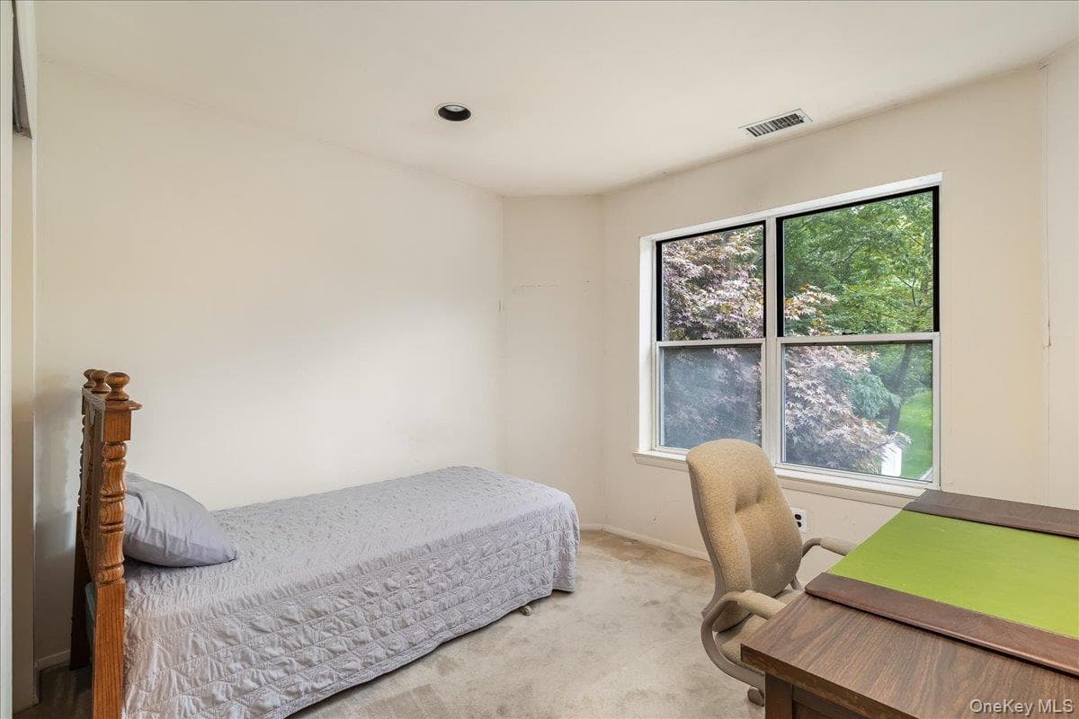 38 Larkspur Lane thumbnail 13