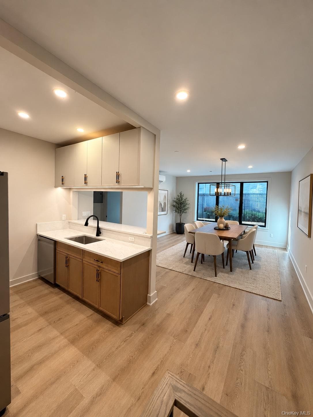 8322 24th Avenue Unit: 1B thumbnail 3