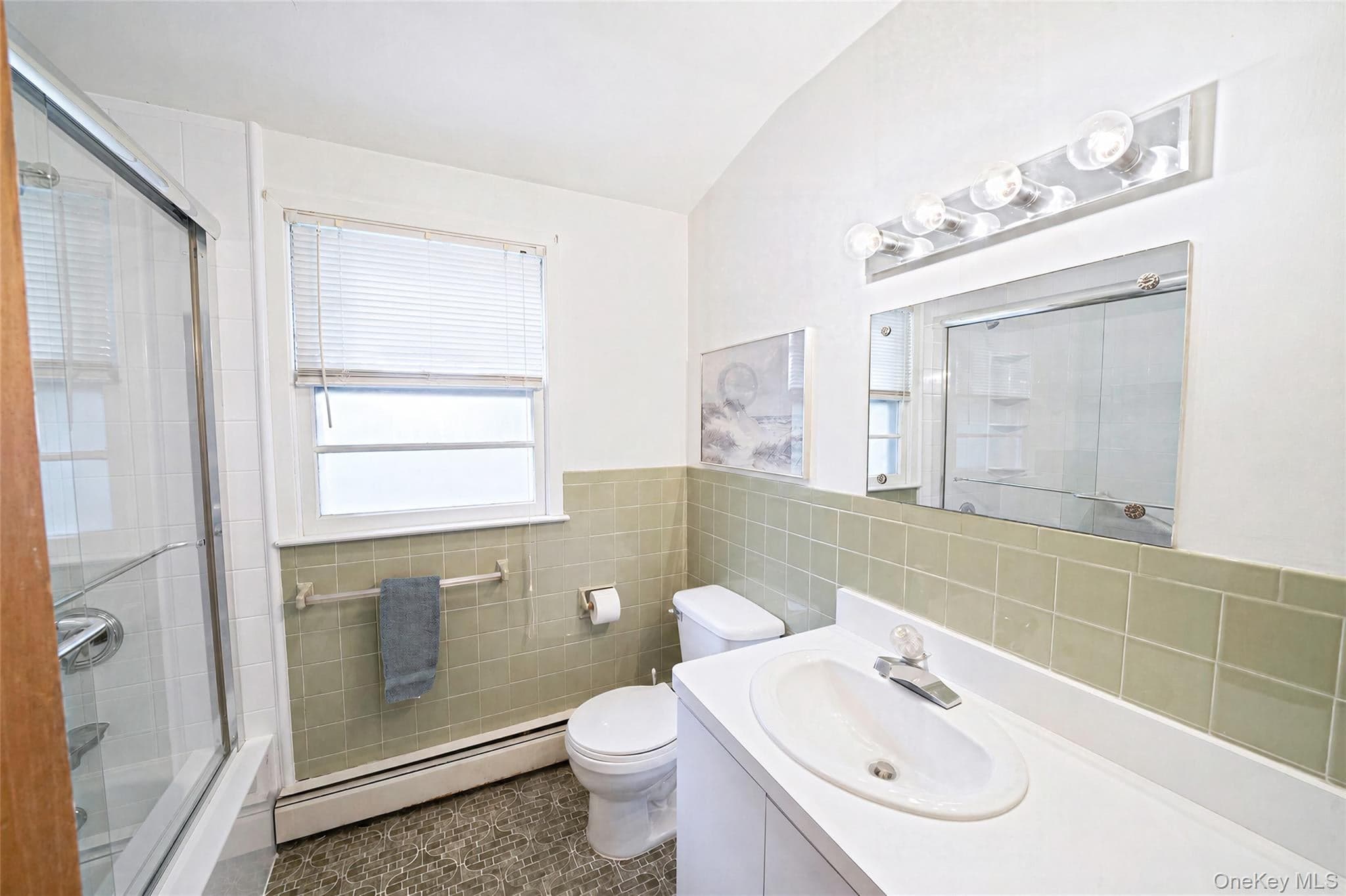 93 Avenue C thumbnail 35