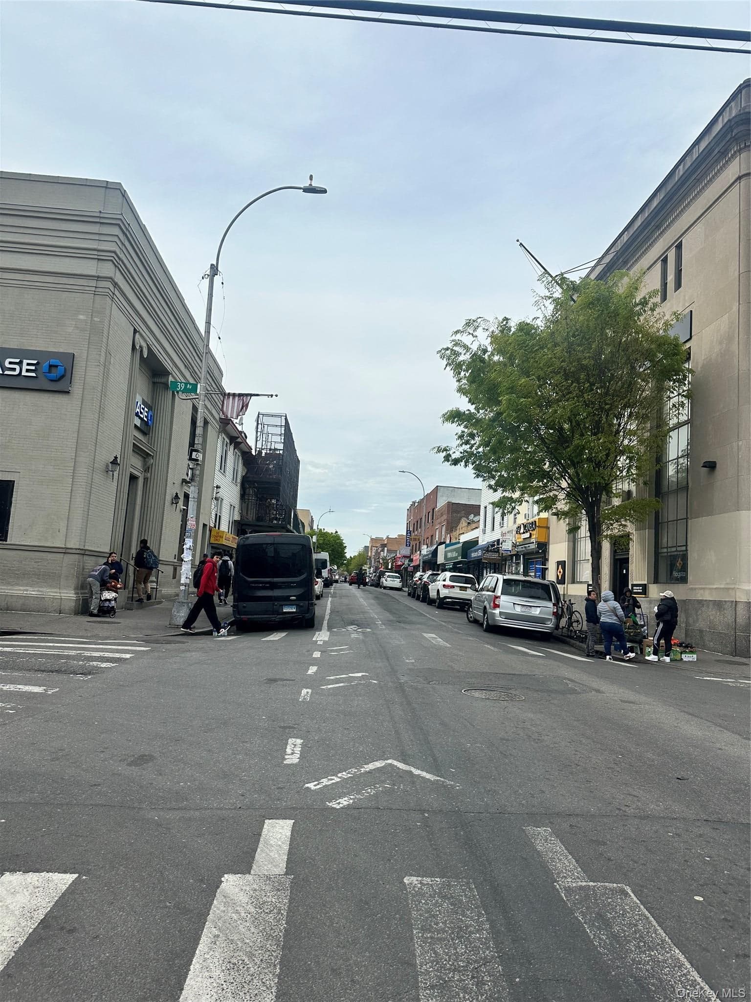 37-21 103 Street thumbnail 21