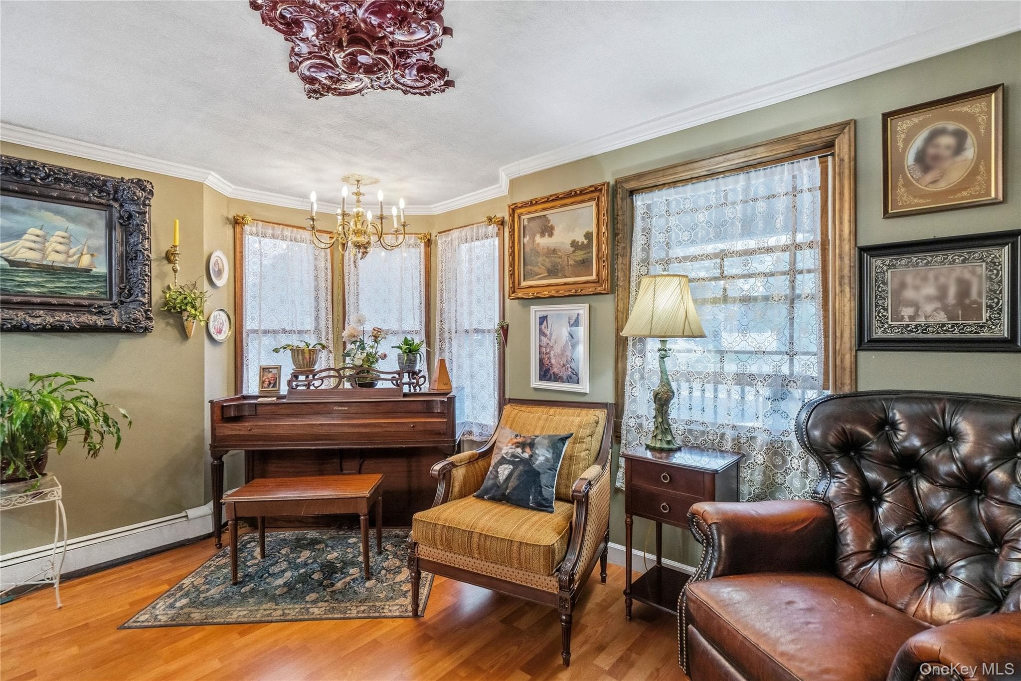 92 Jennings Avenue thumbnail 4
