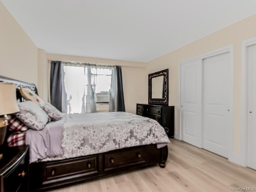 820 Boynton Avenue Unit: 7A thumbnail 9