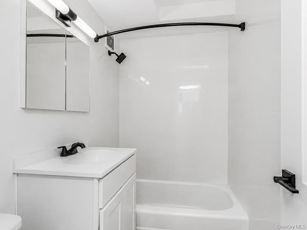 820 Boynton Avenue Unit: 7A thumbnail 10