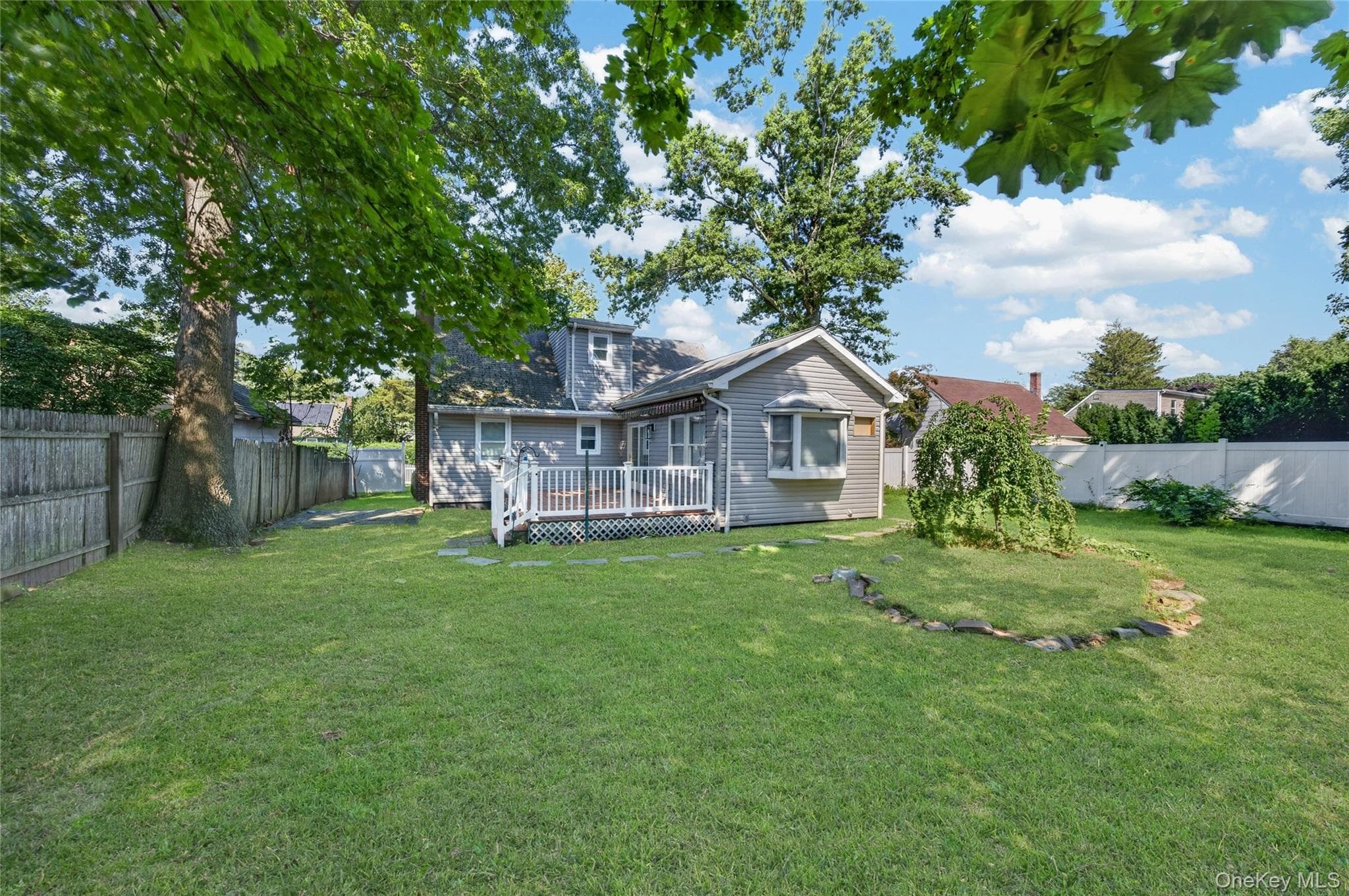 10 Field Place thumbnail 31