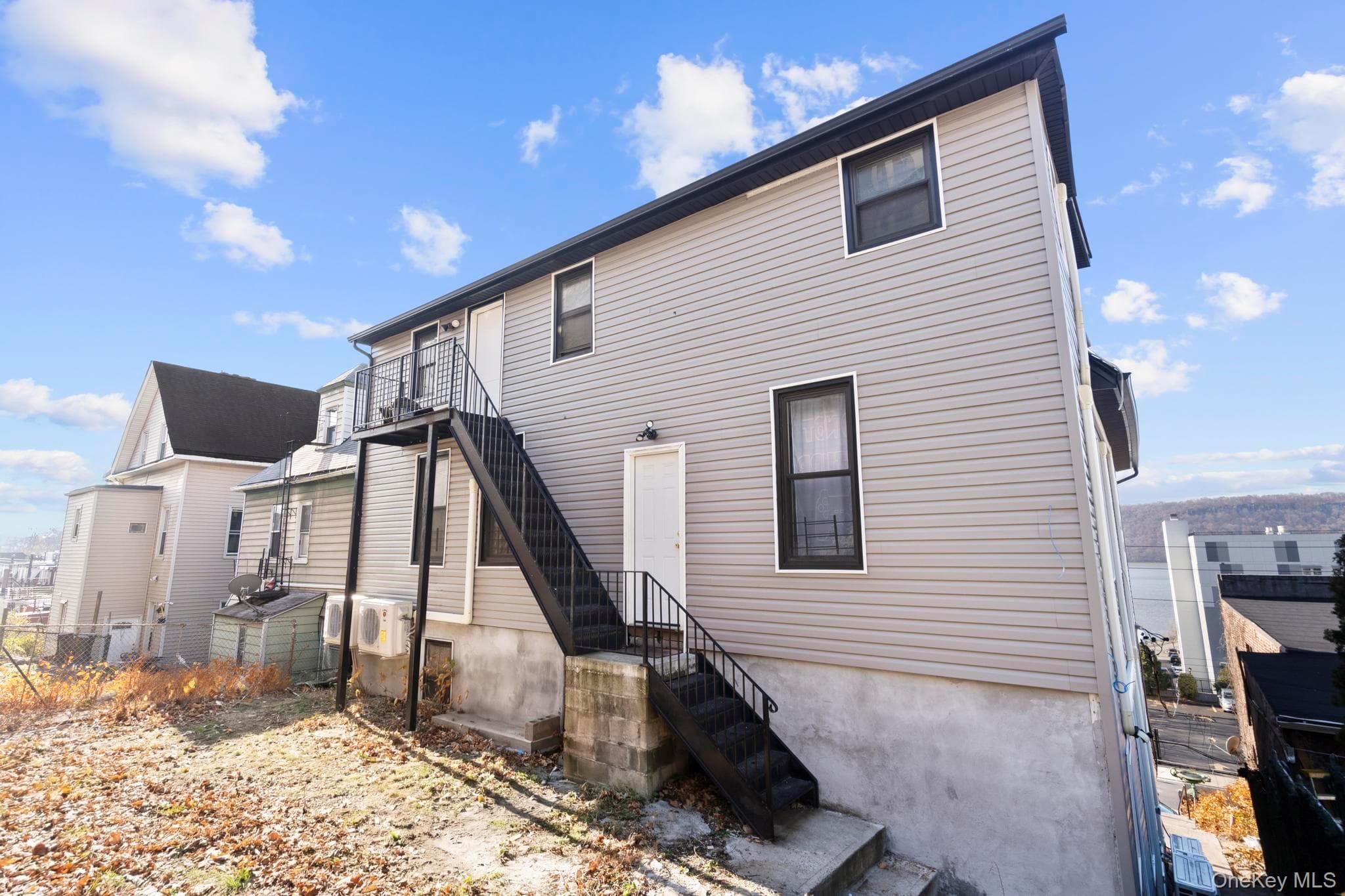 134 Buena Vista Avenue thumbnail 3