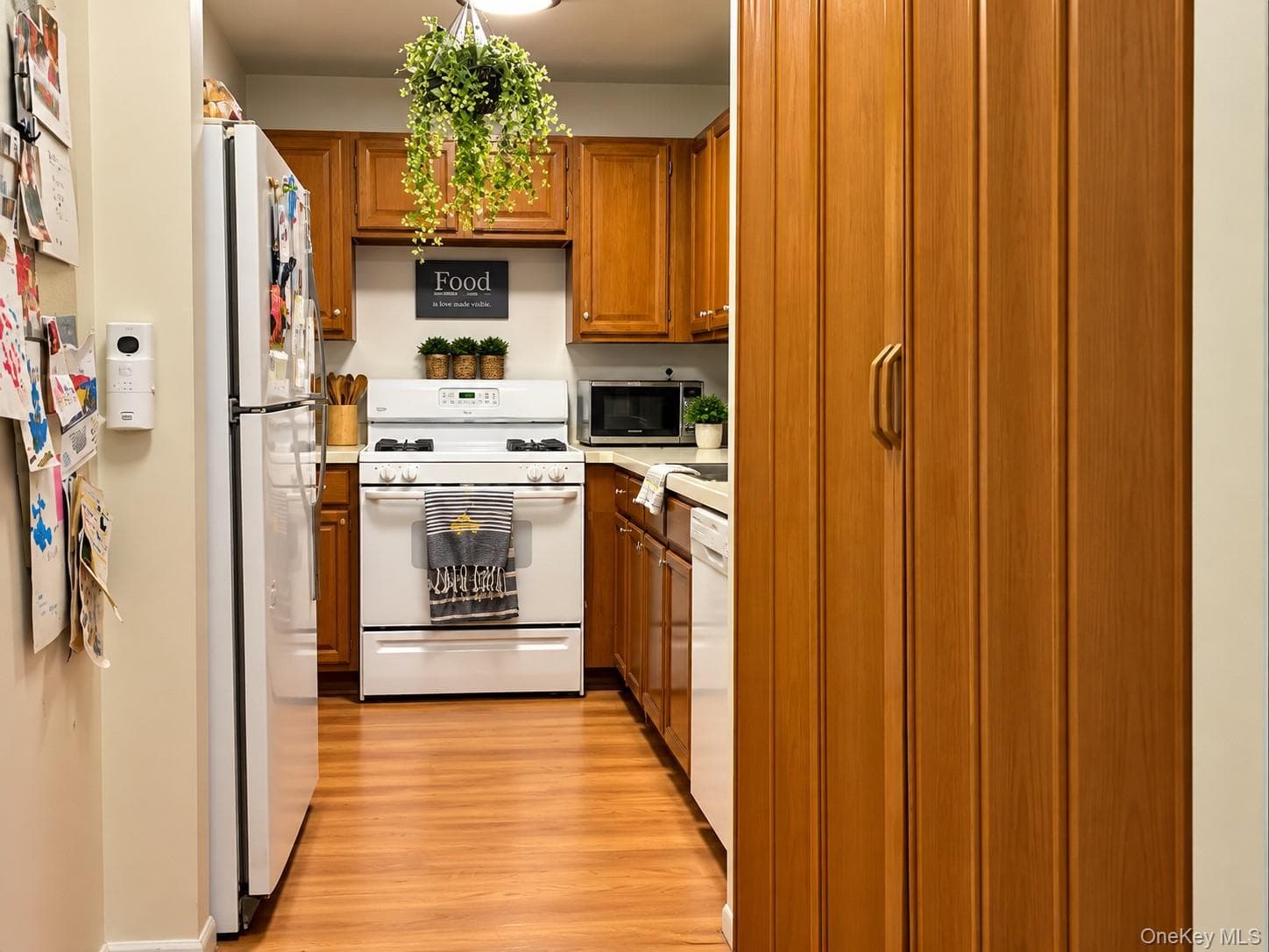 209-45 26th Avenue Unit: 3F thumbnail 7