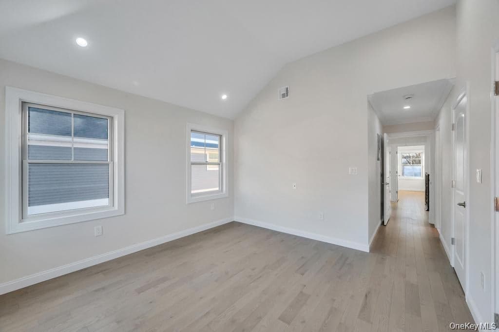 143 Emerson Avenue thumbnail 22