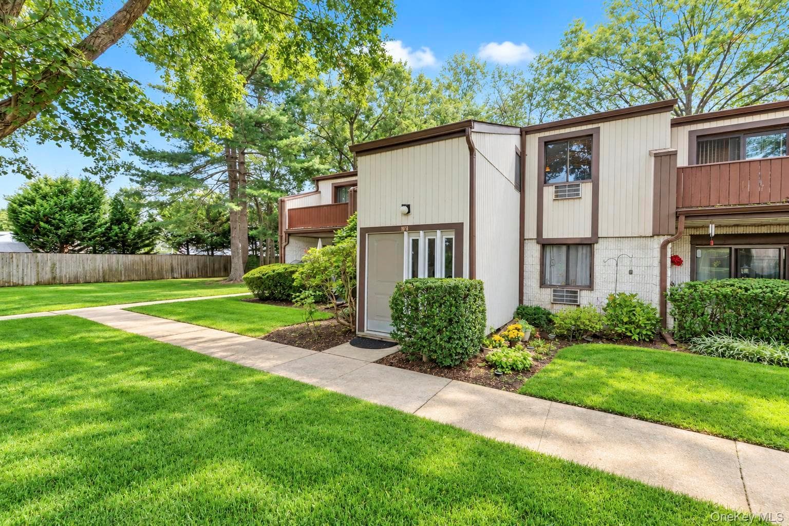 107 Richmond Boulevard Unit: 4B thumbnail 3