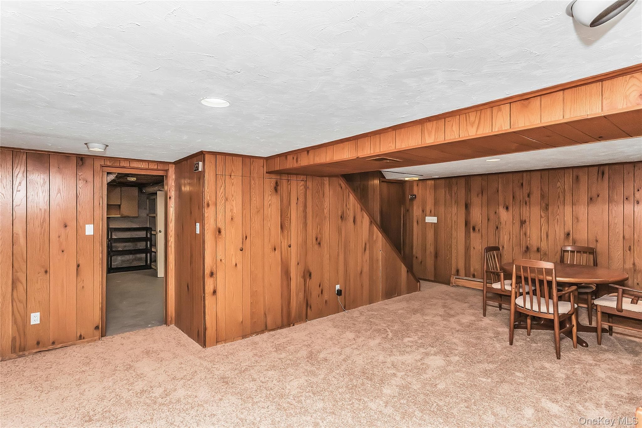 472 Chelsea Avenue thumbnail 20