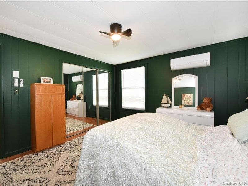 10 Greenwood Boulevard thumbnail 16