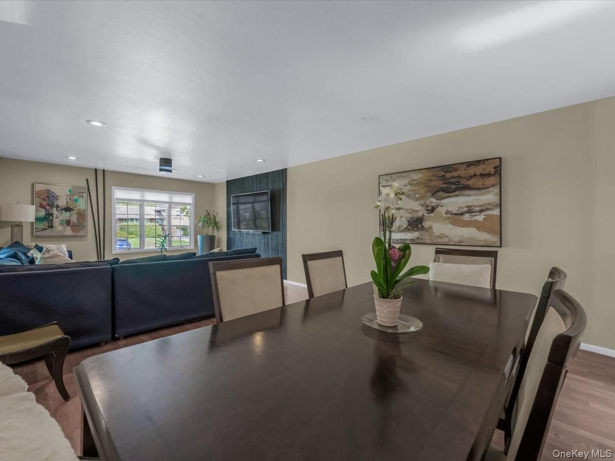 69 Roger Drive thumbnail 14