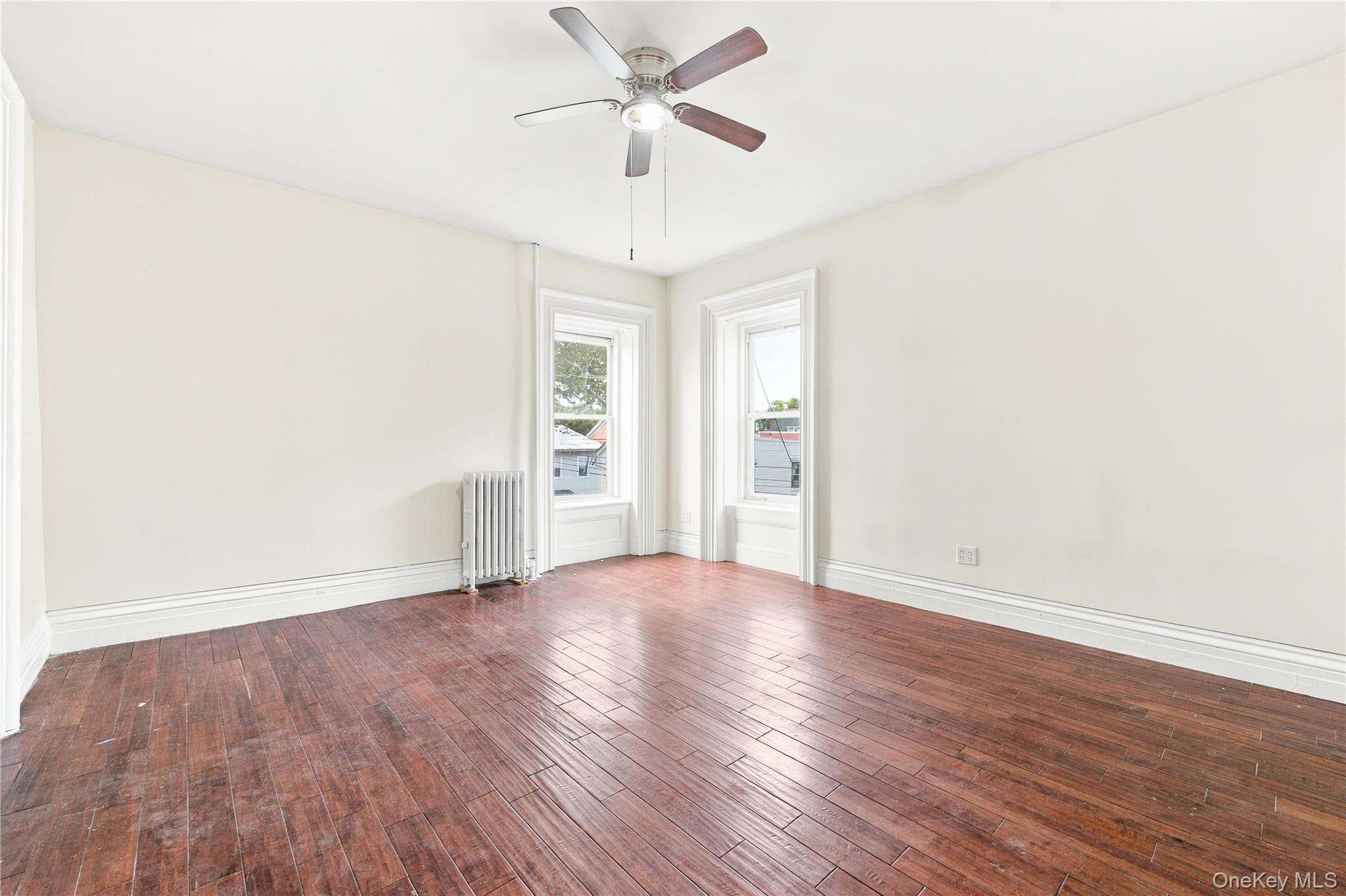11-41 123rd Street thumbnail 16