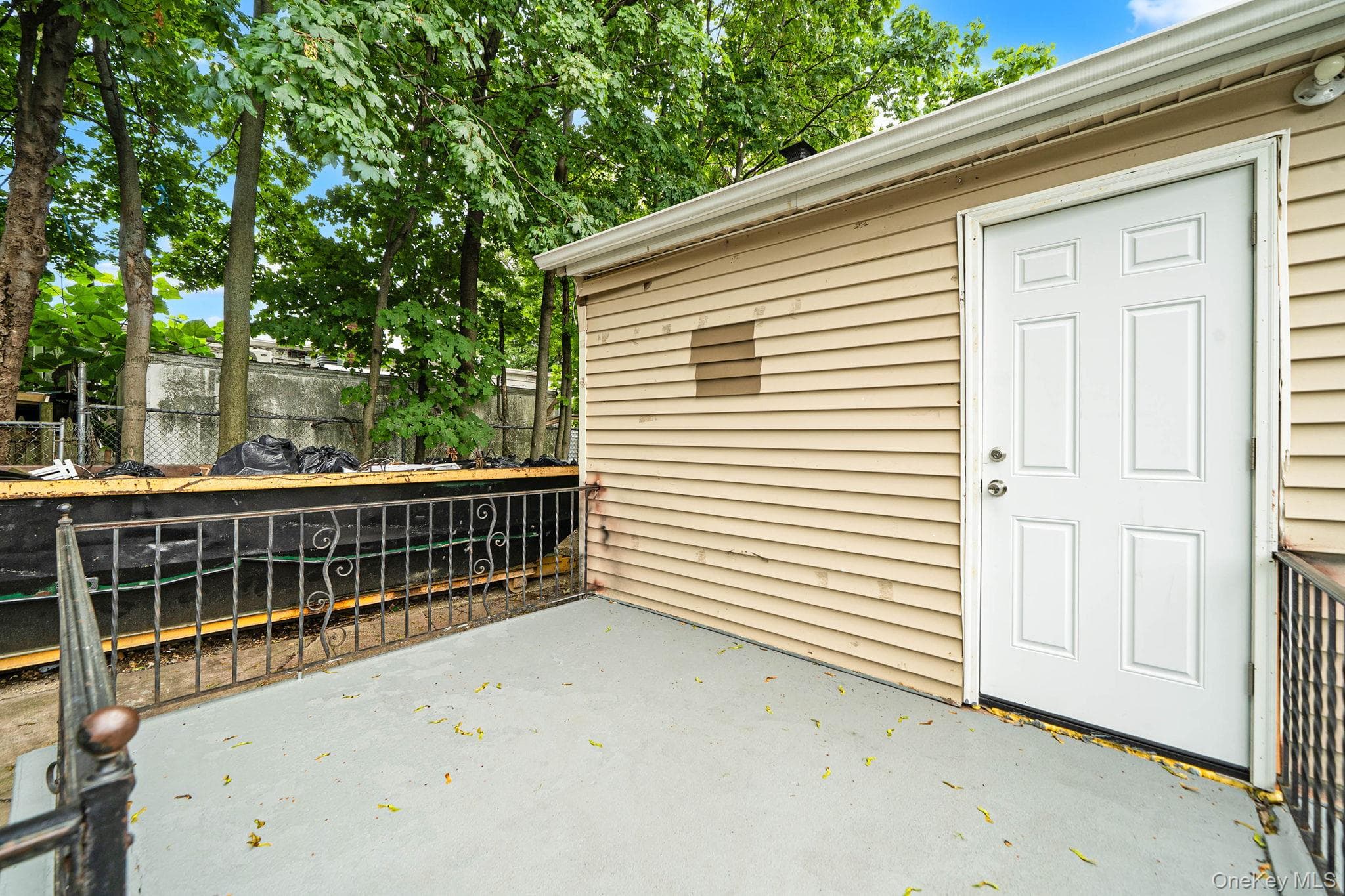 263 Valcour Avenue thumbnail 17