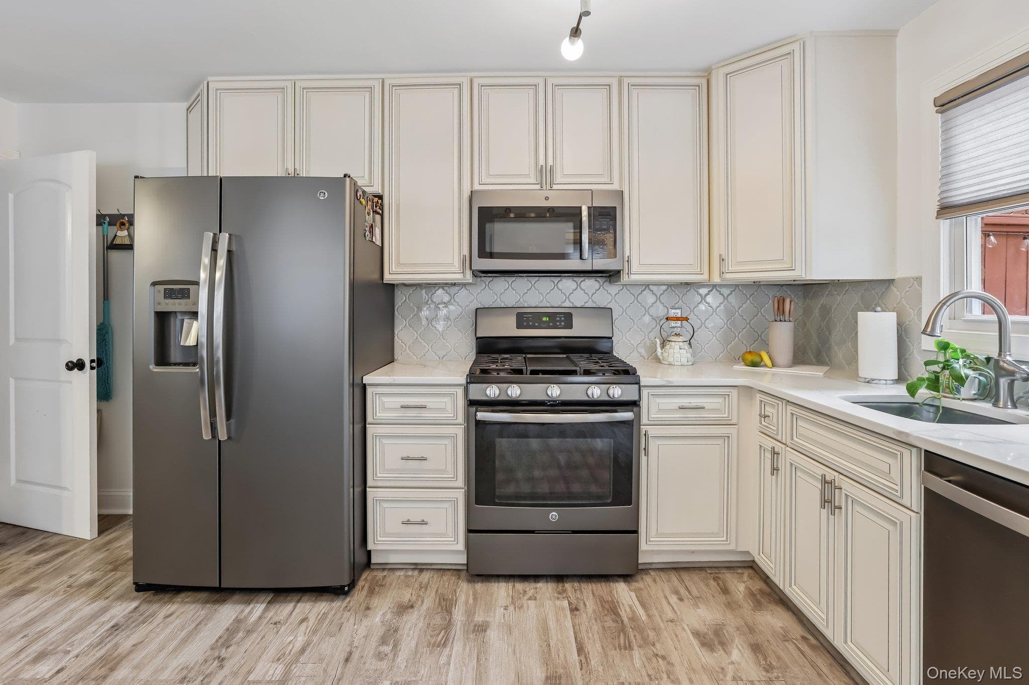 7 Center Street Unit: A thumbnail 10