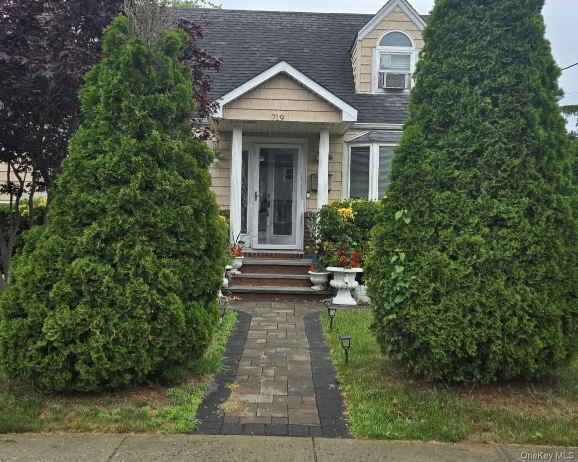 719 Oriole Avenue thumbnail 2