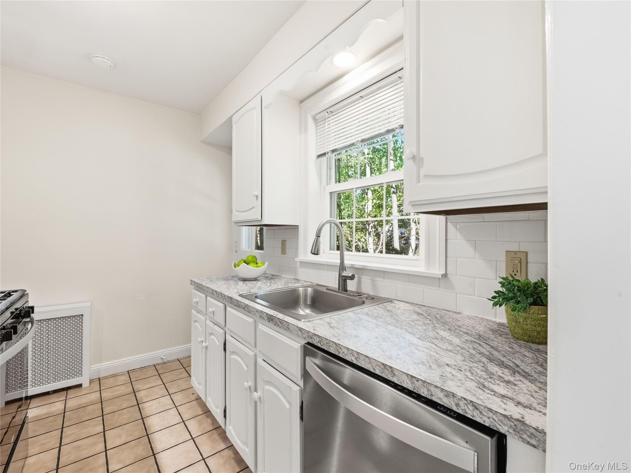 38 Bayview Court thumbnail 9