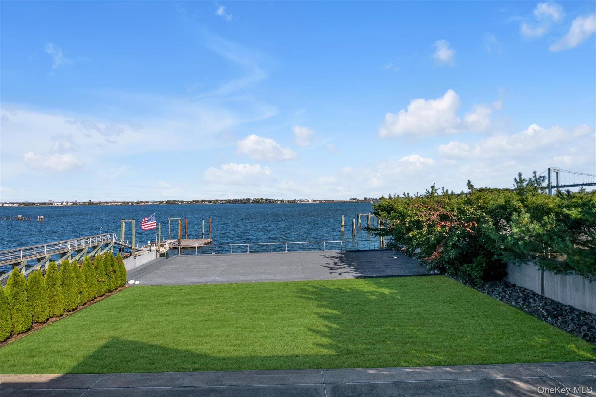 154-43 Riverside Drive thumbnail 31
