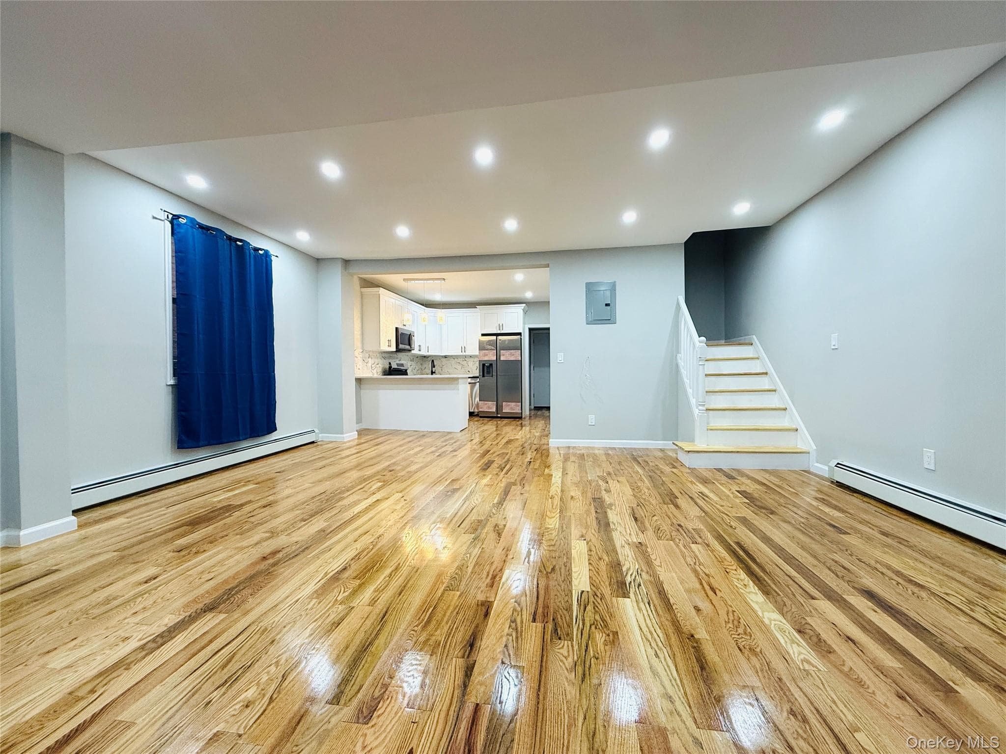 1627 Pilgrim Avenue thumbnail 2