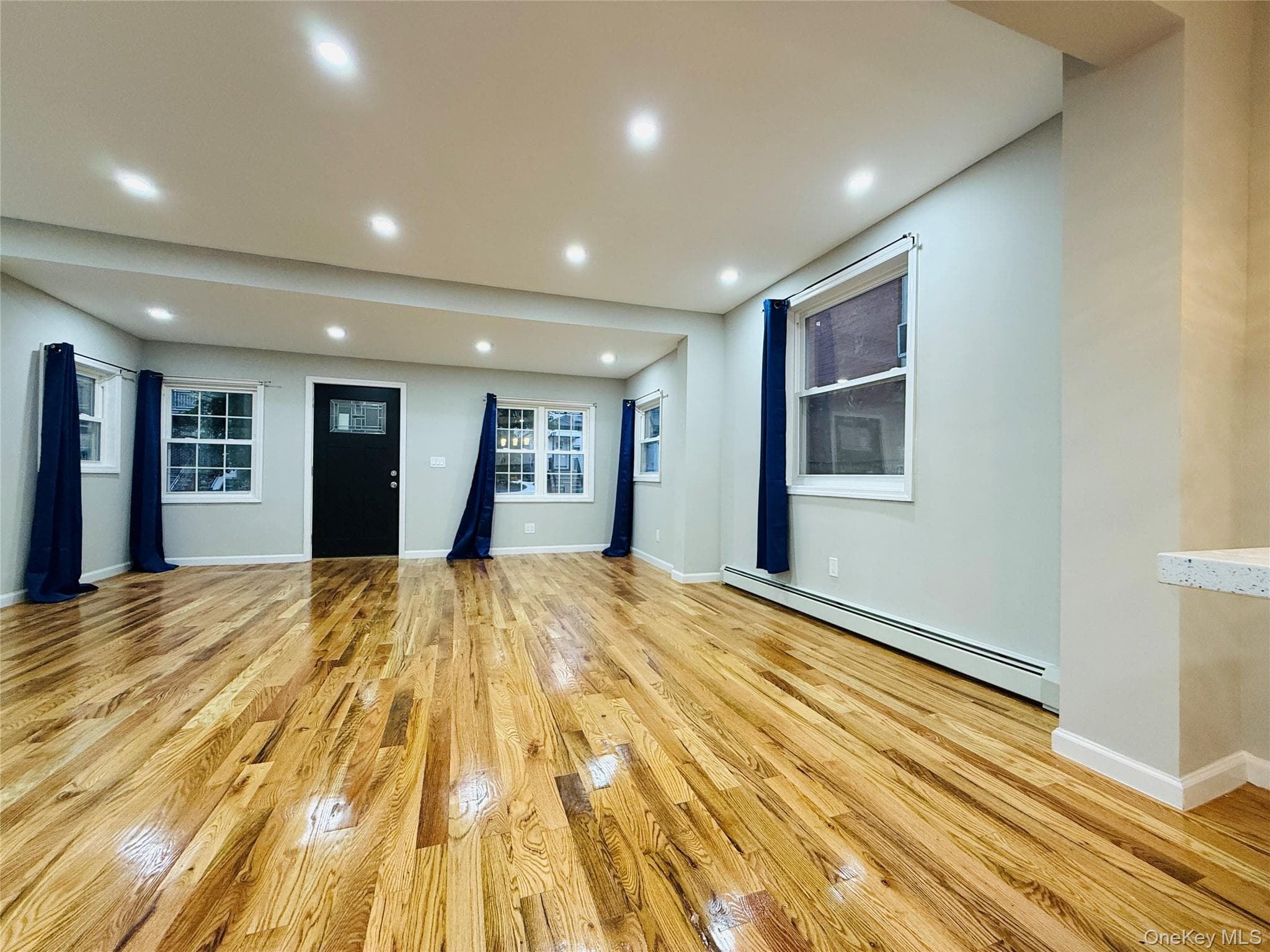 1627 Pilgrim Avenue thumbnail 14
