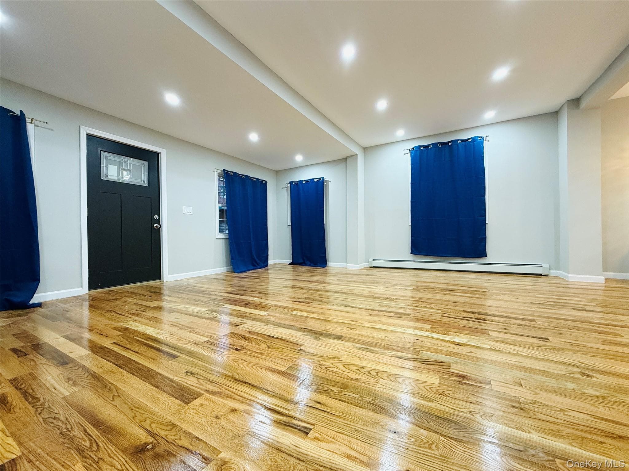 1627 Pilgrim Avenue thumbnail 13