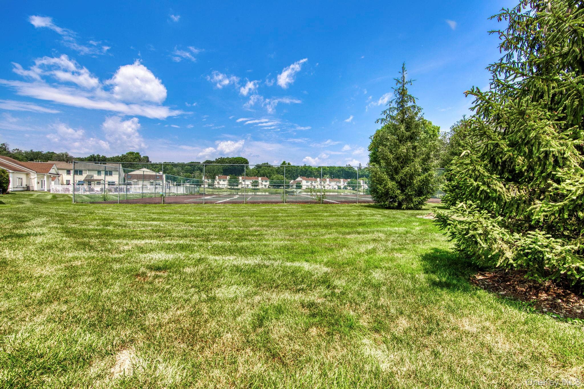 86 Woodlake Drive thumbnail 32
