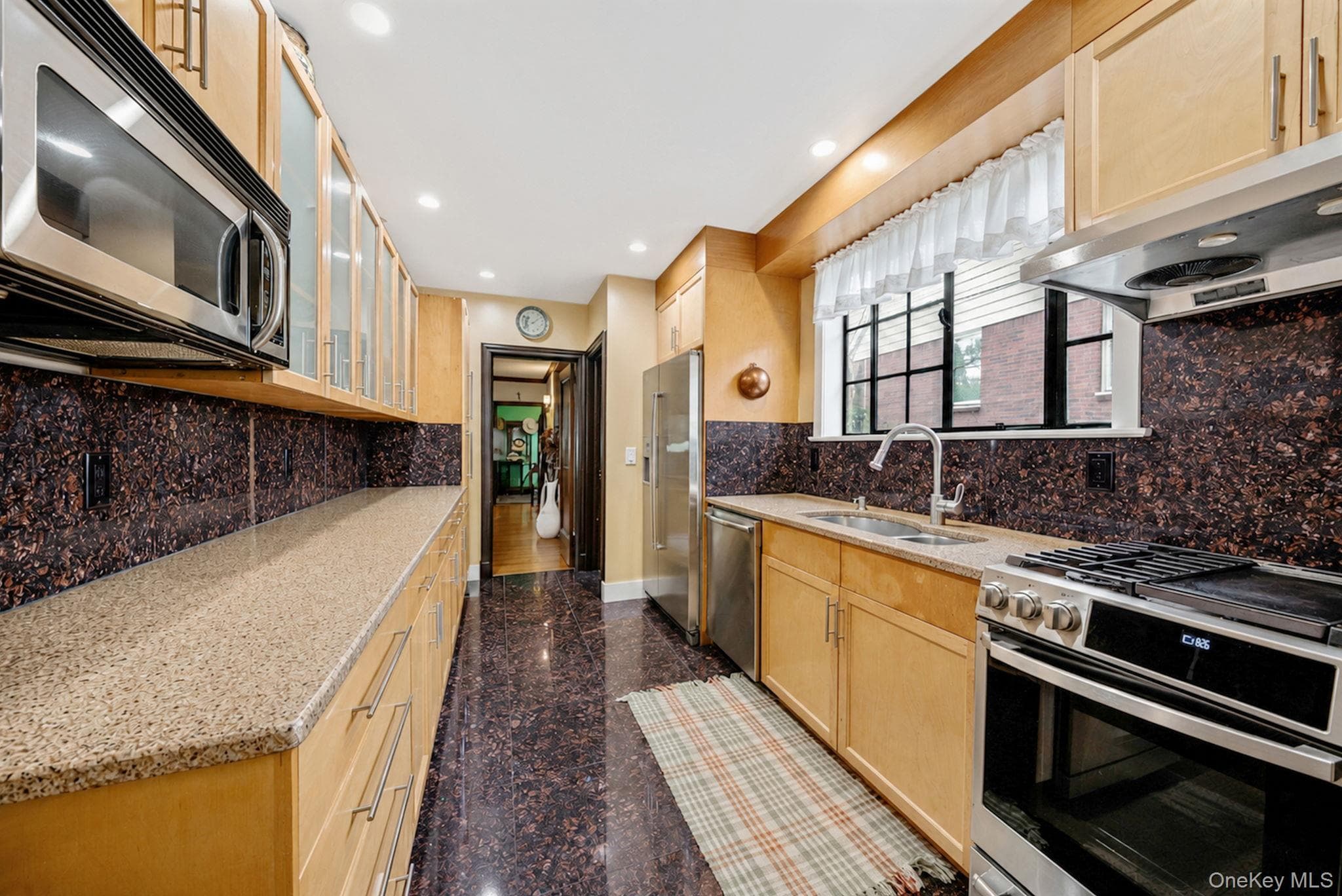 18240 Avon Road thumbnail 14