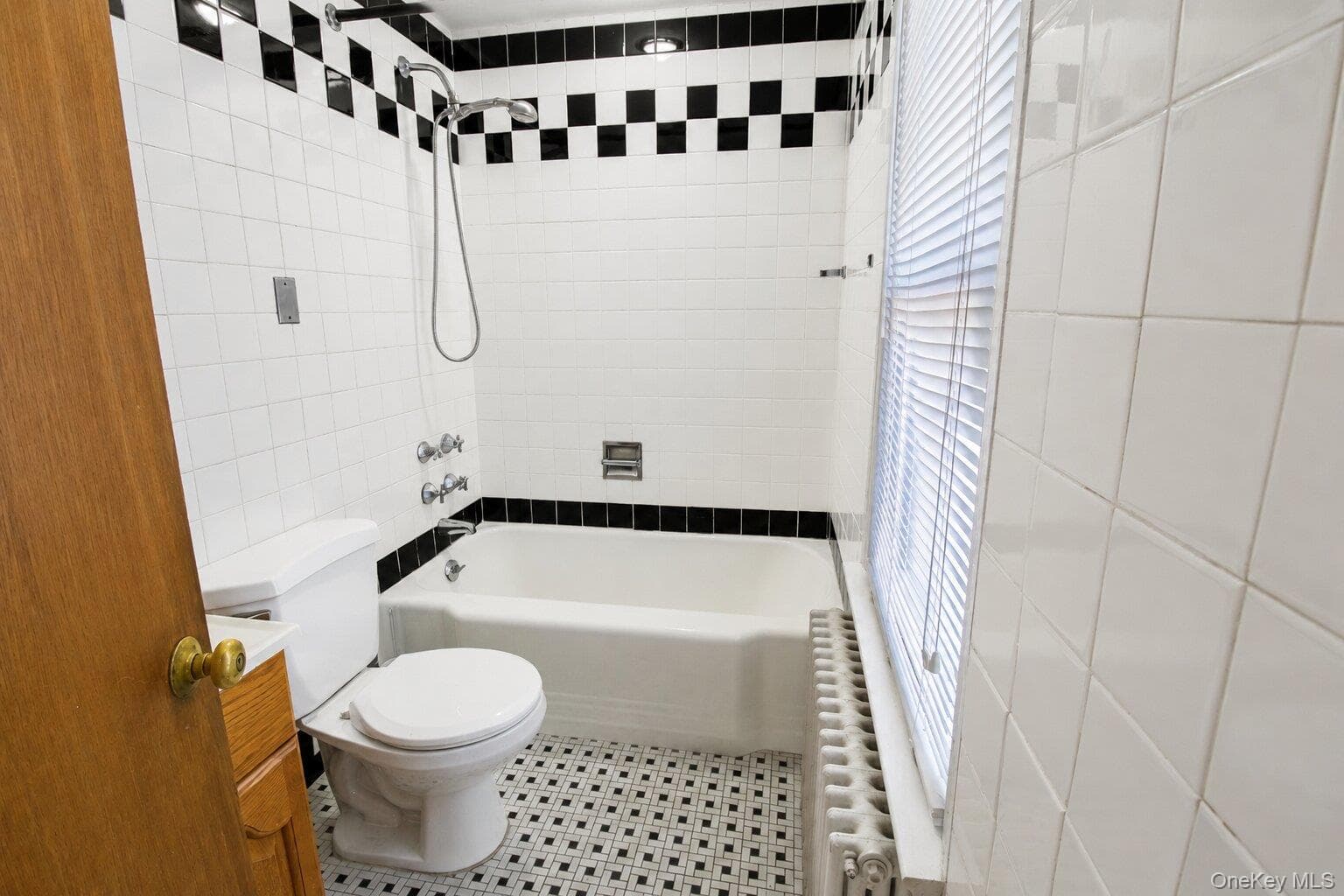 32 Hasbrouck Street thumbnail 30