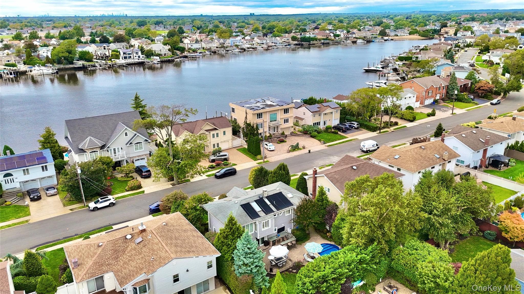 2817 Riverside Drive thumbnail 42