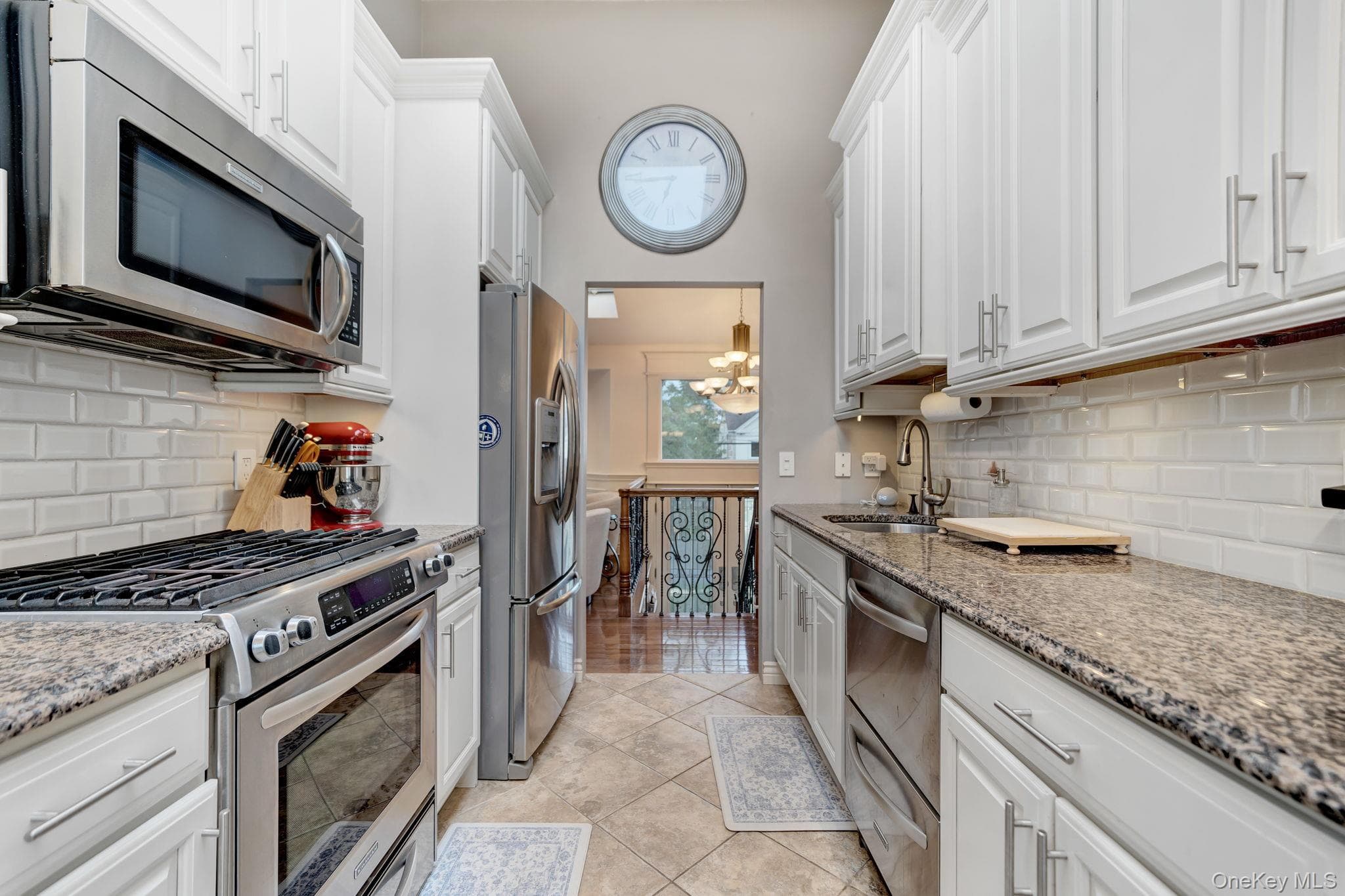2817 Riverside Drive thumbnail 15