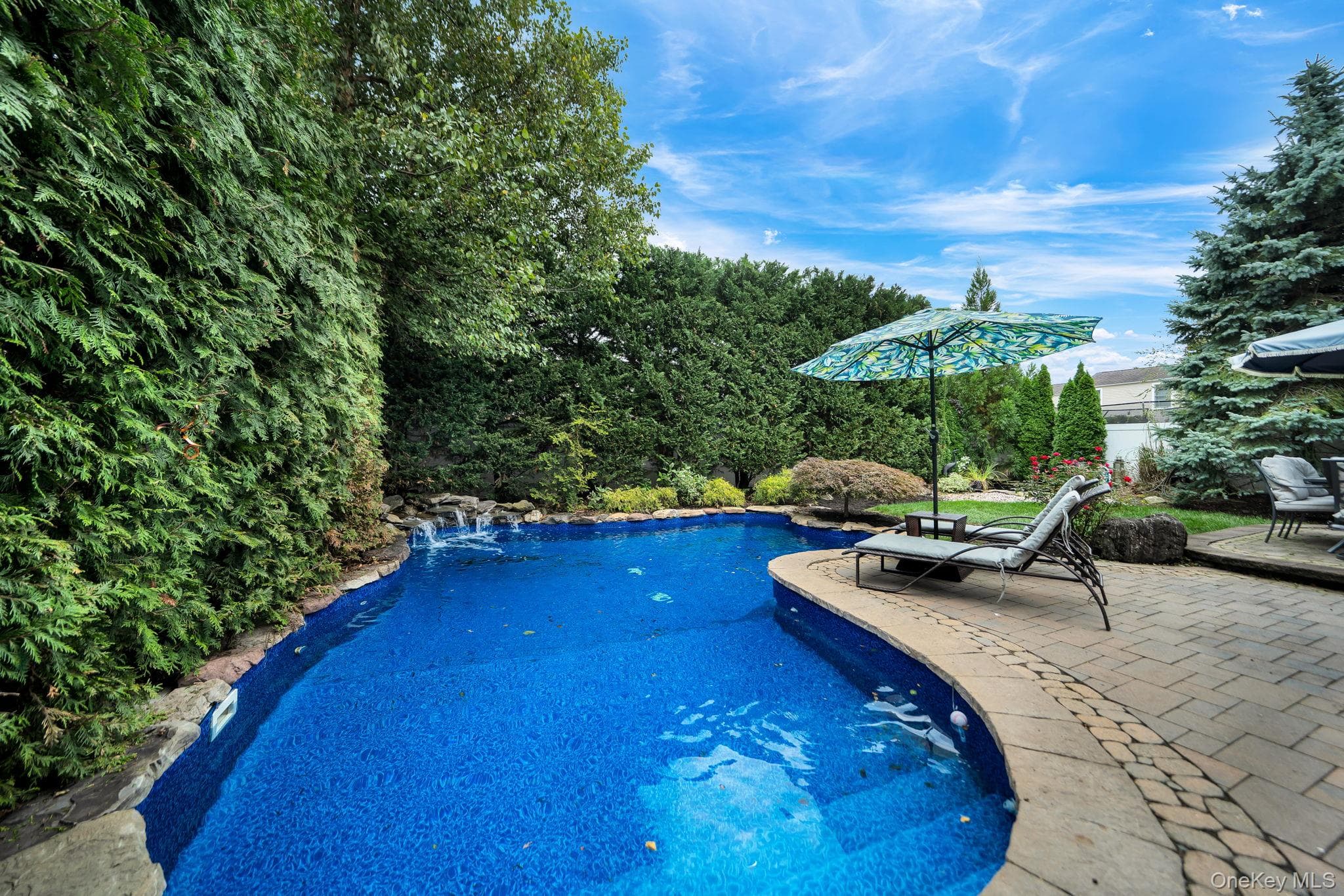 2817 Riverside Drive thumbnail 34