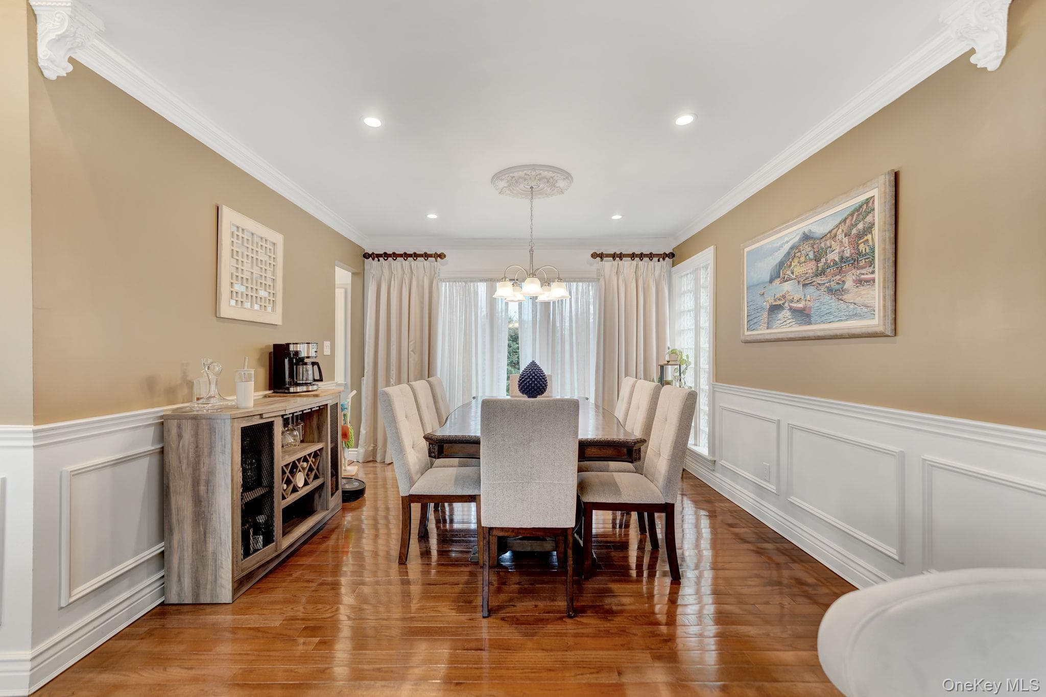 2817 Riverside Drive thumbnail 13