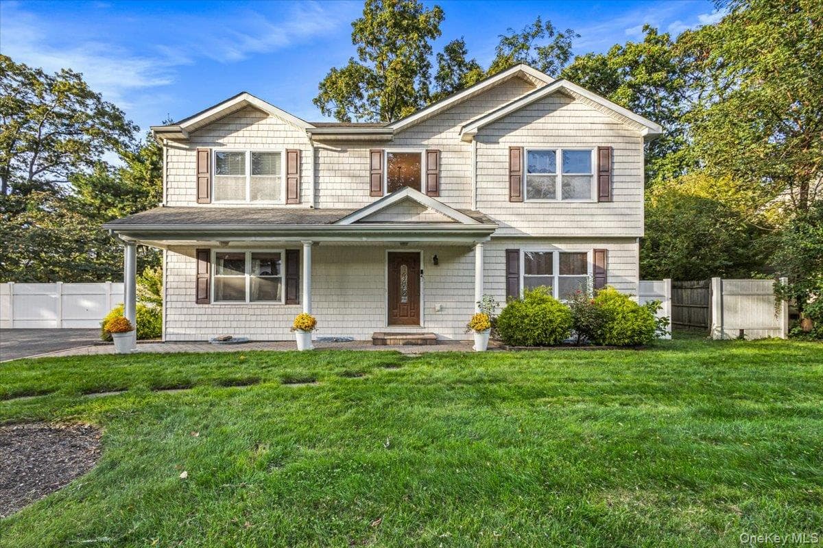 61 Delamere Street, Huntington
