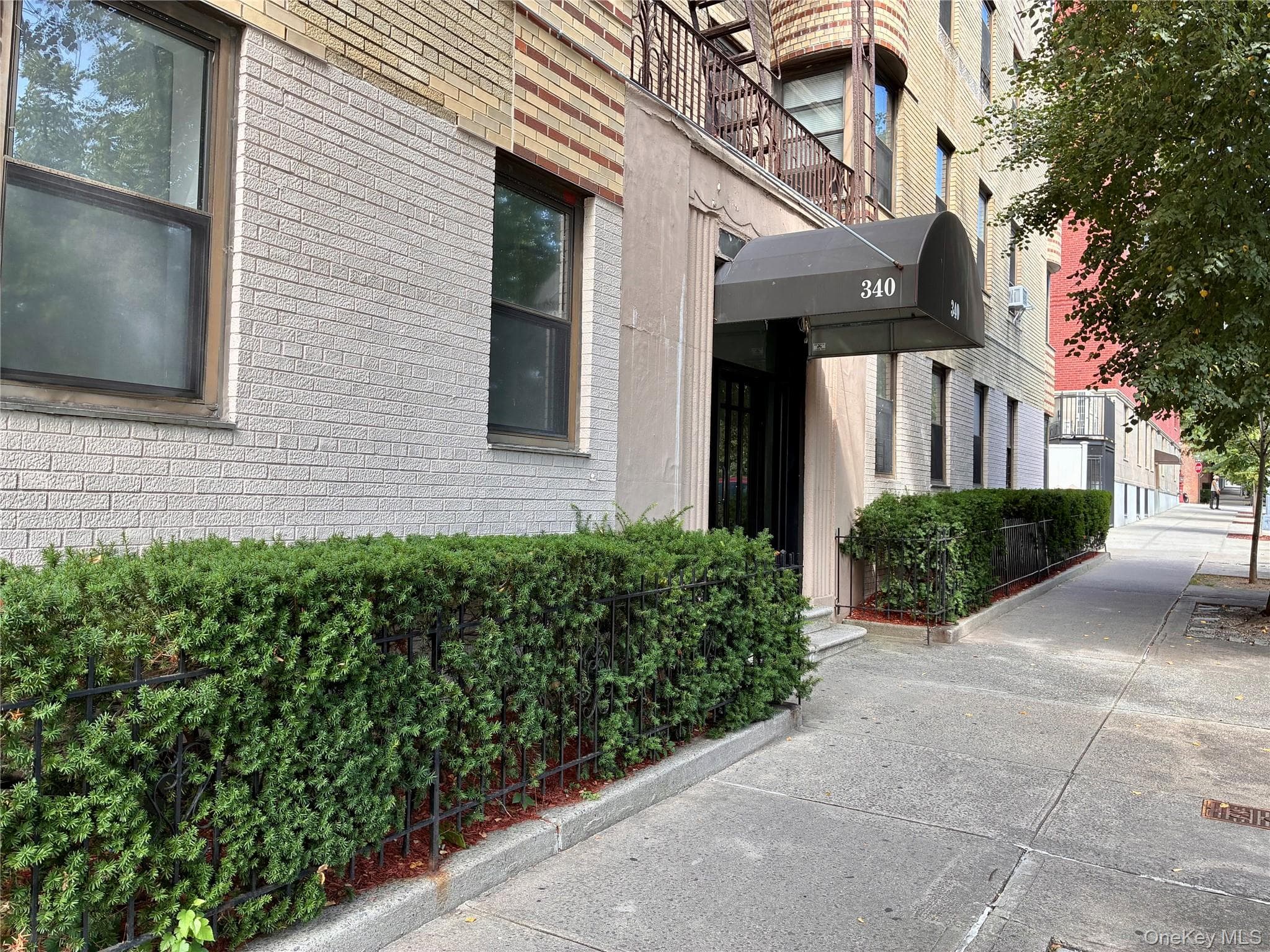 340 East Mosholu Parkway Unit: 2C thumbnail 3