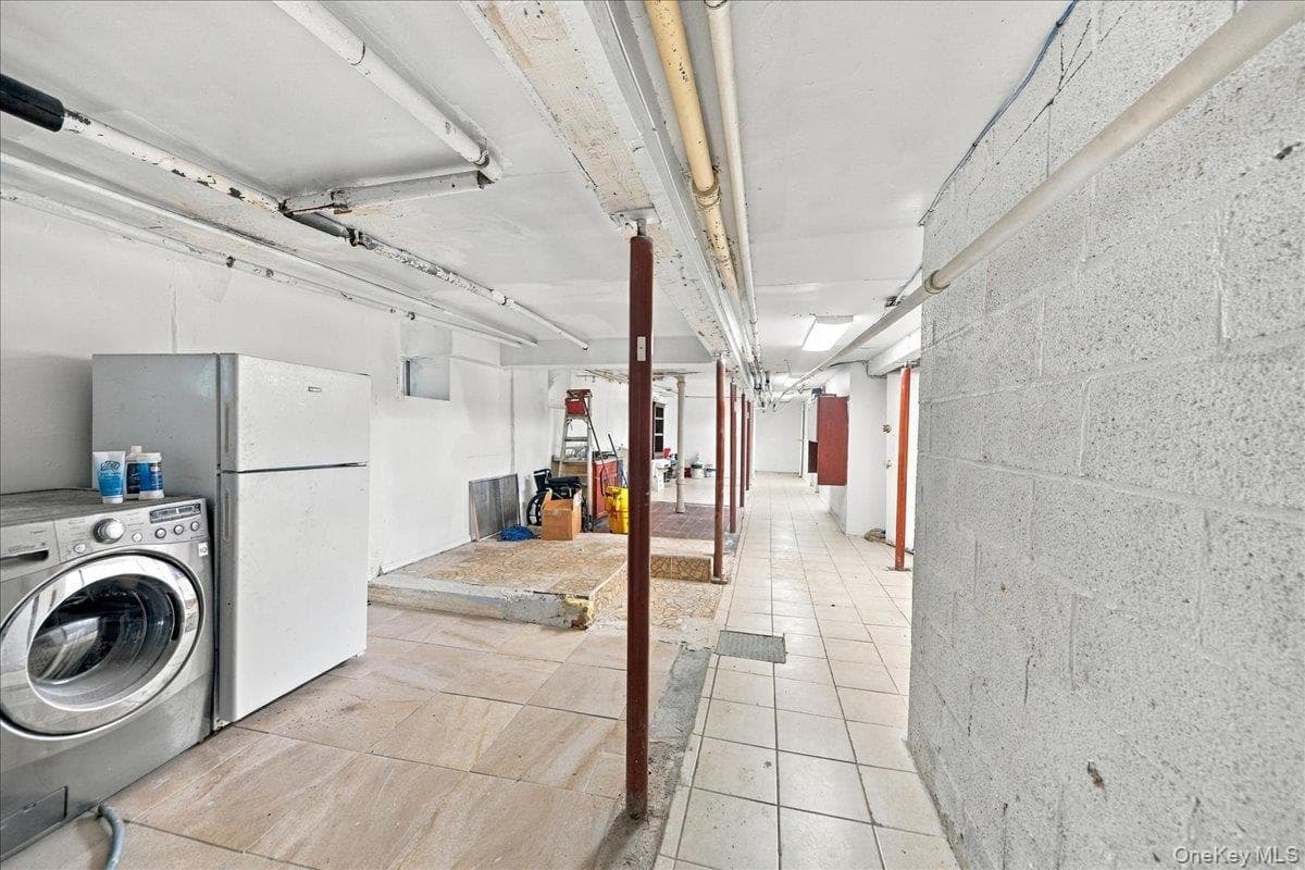 1385 Bronx River Avenue thumbnail 14
