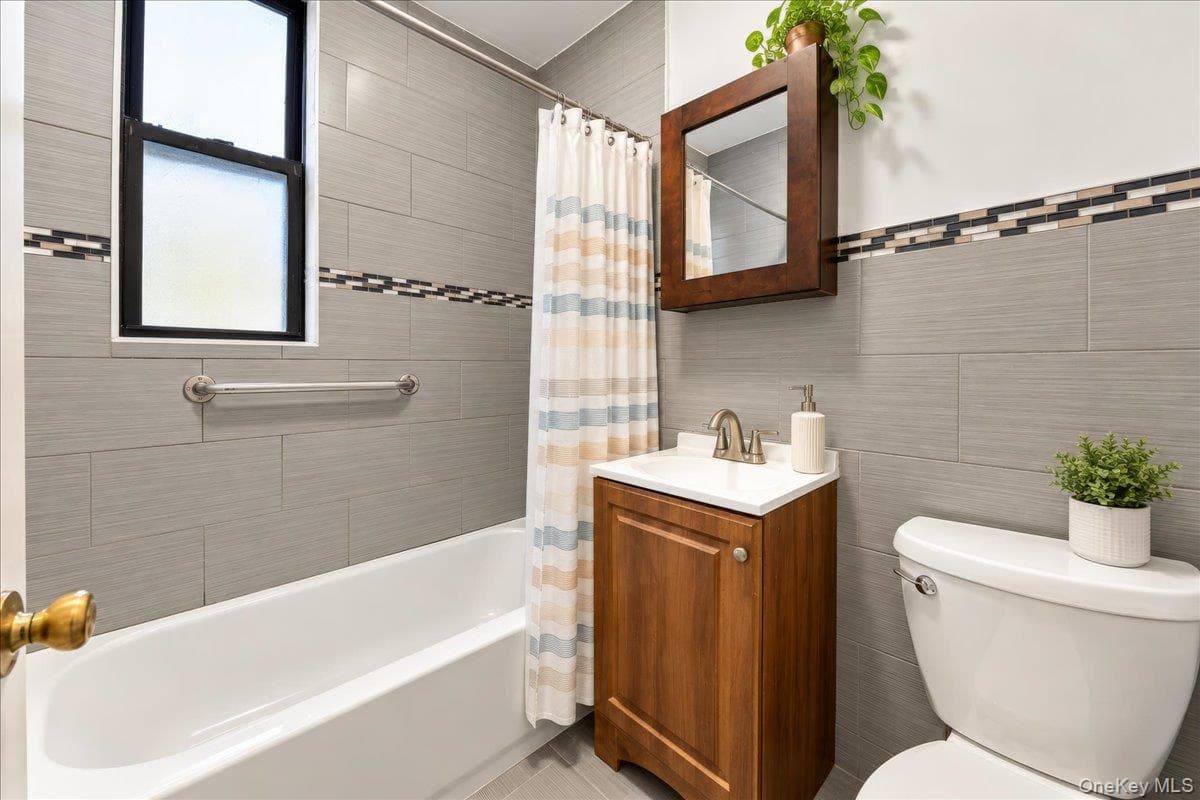 1385 Bronx River Avenue thumbnail 7