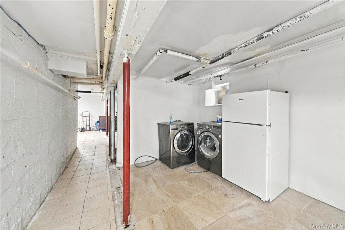 1385 Bronx River Avenue thumbnail 13