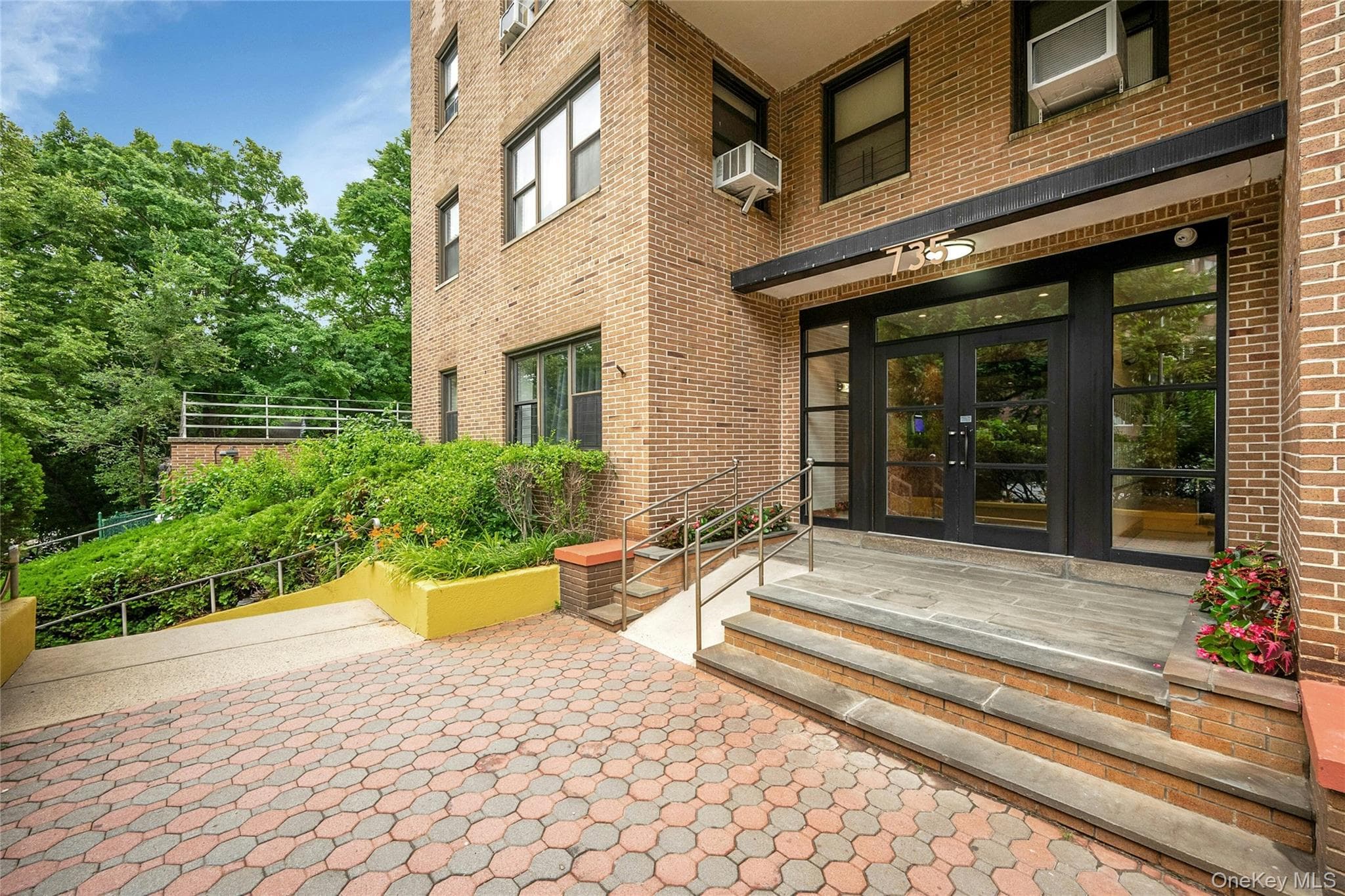735 Kappock Street Unit: 2F thumbnail 28