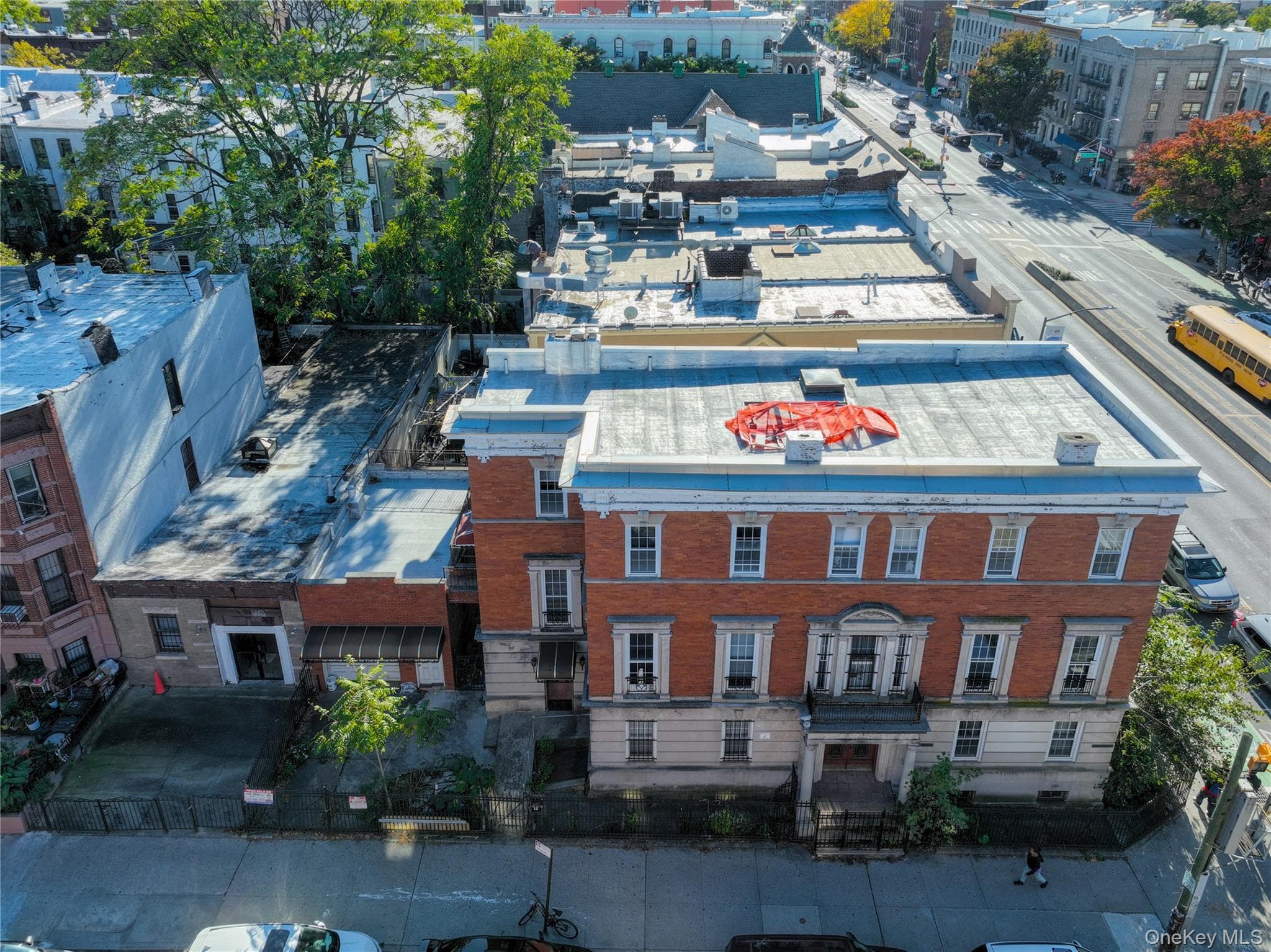 5501 4th Avenue thumbnail 4