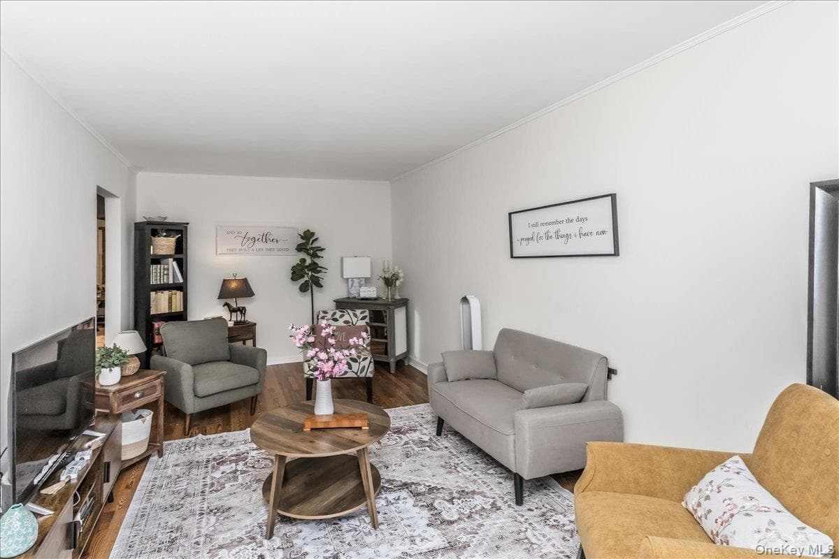 73-21 Cook Avenue thumbnail 3
