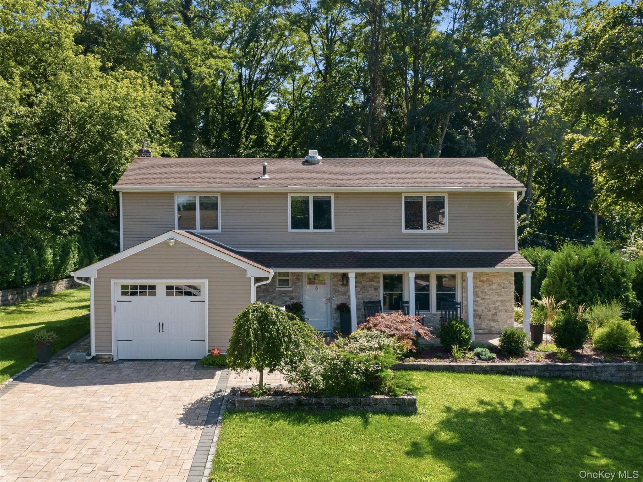 6 Daniel Drive photo 1