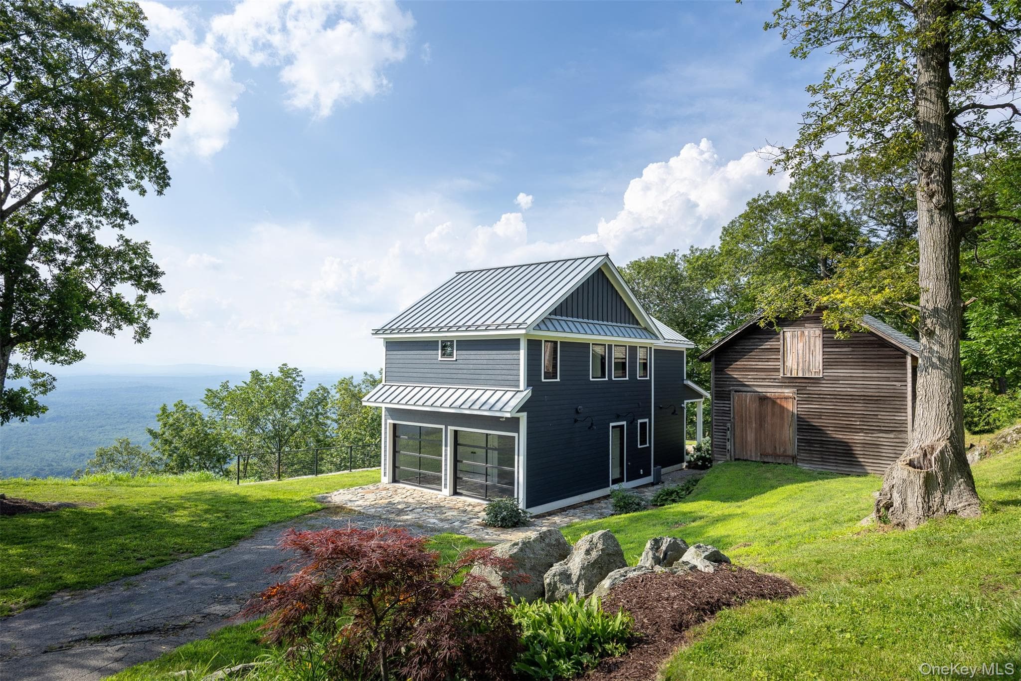 401 Woodmont Road thumbnail 23