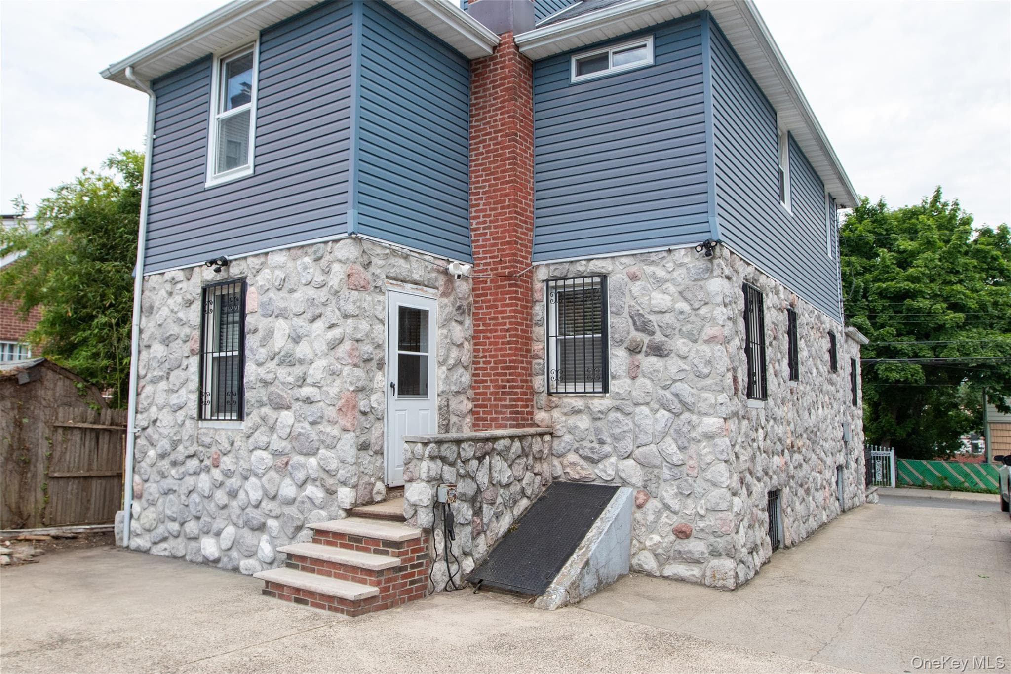4810 Robertson Street thumbnail 17