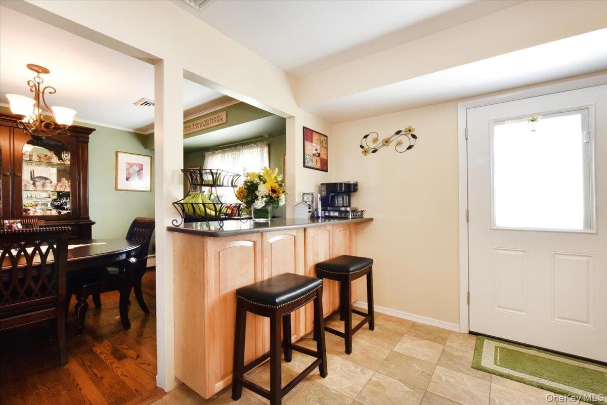 283 W Gates Avenue thumbnail 15